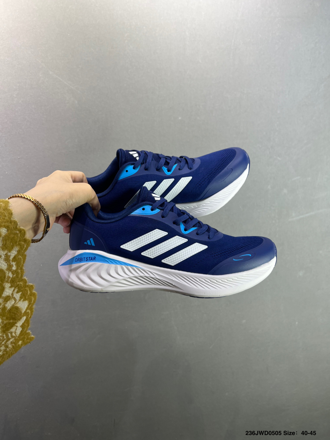 Adidas Supernova 阿迪达斯 减震回弹 运动透气休闲跑步鞋
