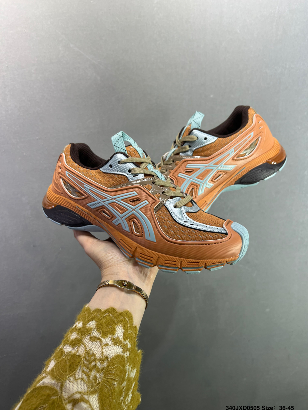 Asics UB12-S Gel-SD Lyte 亚瑟士舒适贴合跑步鞋 1203A665-300-Top High Quatity Cheap Sneakers Fashion Clothing Clothes Bags handbags Shoes of all Brand wholesale With The best Quality And Beautiful Price from China Factory Chinese suppliers wholesaler seller Asics UB12-S Gel-SD Lyte 亚瑟士舒适贴合跑步鞋 1203A665-300