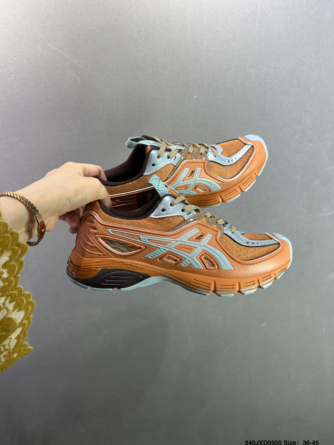 Asics UB12-S Gel-SD Lyte 亚瑟士舒适贴合跑步鞋 1203A665-300-Top High Quatity Cheap Sneakers Fashion Clothing Clothes Bags handbags Shoes of all Brand wholesale With The best Quality And Beautiful Price from China Factory Chinese suppliers wholesaler seller Asics UB12-S Gel-SD Lyte 亚瑟士舒适贴合跑步鞋 1203A665-300