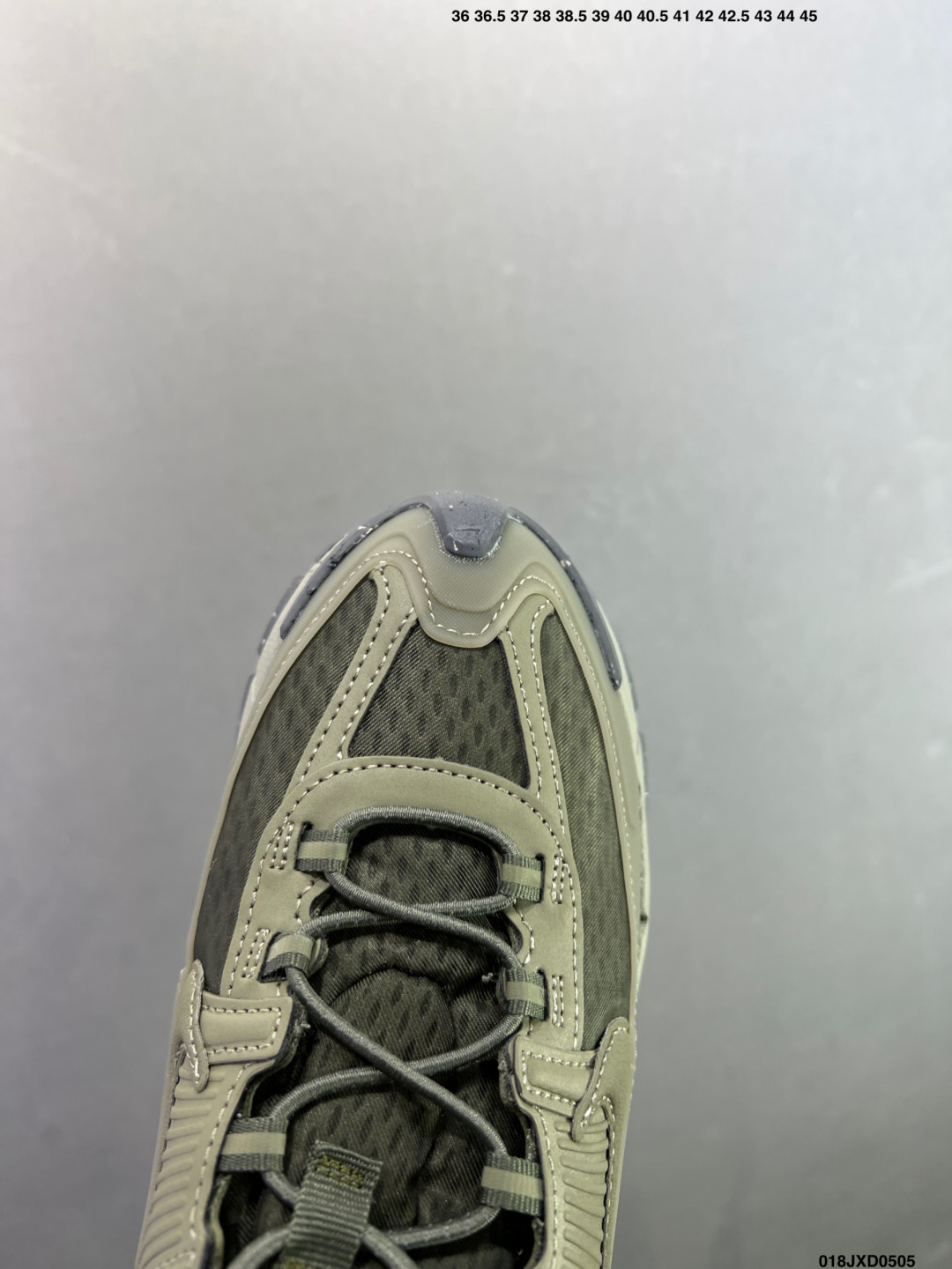 耐克Nike Zoom Vomero Roam 马拉松复古跑五代休闲运动慢跑鞋 FV2995-002-Top High Quatity Cheap Sneakers Fashion Clothing Clothes Bags handbags Shoes of all Brand wholesale With The best Quality And Beautiful Price from China Factory Chinese suppliers wholesaler seller 耐克Nike Zoom Vomero Roam 马拉松复古跑五代休闲运动慢跑鞋 FV2995-002