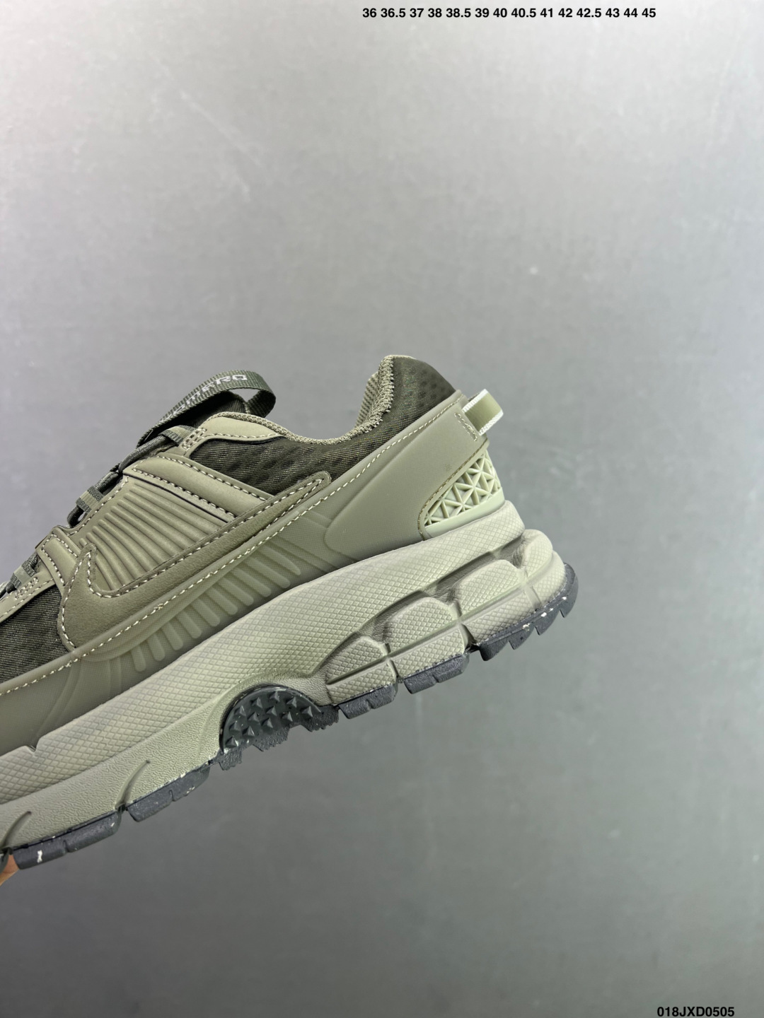 耐克Nike Zoom Vomero Roam 马拉松复古跑五代休闲运动慢跑鞋 FV2995-002-Top High Quatity Cheap Sneakers Fashion Clothing Clothes Bags handbags Shoes of all Brand wholesale With The best Quality And Beautiful Price from China Factory Chinese suppliers wholesaler seller 耐克Nike Zoom Vomero Roam 马拉松复古跑五代休闲运动慢跑鞋 FV2995-002