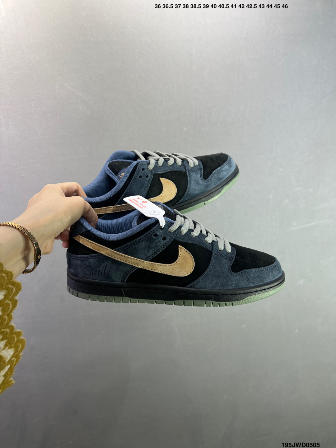 NIKE DUNK LOW 扣篮系列 耐克 复古低帮休闲运动滑板板鞋 HF3063-002-Top High Quatity Cheap Sneakers Fashion Clothing Clothes Bags handbags Shoes of all Brand wholesale With The best Quality And Beautiful Price from China Factory Chinese suppliers wholesaler seller NIKE DUNK LOW 扣篮系列 耐克 复古低帮休闲运动滑板板鞋 HF3063-002