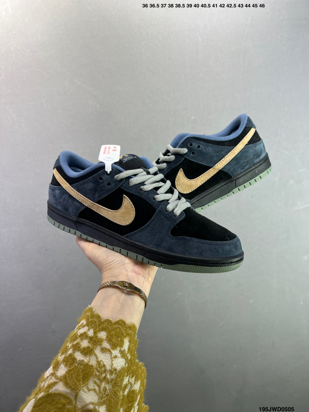 NIKE DUNK LOW 扣篮系列 耐克 复古低帮休闲运动滑板板鞋 HF3063-002-Top High Quatity Cheap Sneakers Fashion Clothing Clothes Bags handbags Shoes of all Brand wholesale With The best Quality And Beautiful Price from China Factory Chinese suppliers wholesaler seller NIKE DUNK LOW 扣篮系列 耐克 复古低帮休闲运动滑板板鞋 HF3063-002