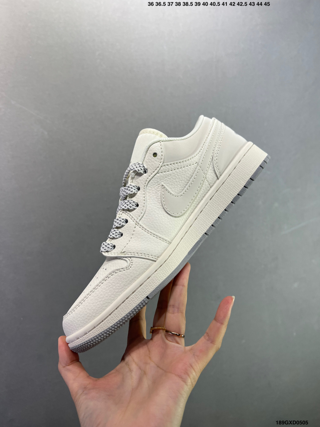 Nike Air Jordan 1 Low 定制配色 定制AJ联名-高端定制 低帮复古文化板鞋 QG1988-012-Top High Quatity Cheap Sneakers Fashion Clothing Clothes Bags handbags Shoes of all Brand wholesale With The best Quality And Beautiful Price from China Factory Chinese suppliers wholesaler seller Nike Air Jordan 1 Low 定制配色 定制AJ联名-高端定制 低帮复古文化板鞋 QG1988-012