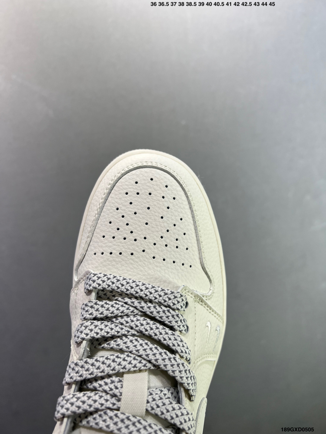 Nike Air Jordan 1 Low 定制配色 定制AJ联名-高端定制 低帮复古文化板鞋 QG1988-012-Top High Quatity Cheap Sneakers Fashion Clothing Clothes Bags handbags Shoes of all Brand wholesale With The best Quality And Beautiful Price from China Factory Chinese suppliers wholesaler seller Nike Air Jordan 1 Low 定制配色 定制AJ联名-高端定制 低帮复古文化板鞋 QG1988-012