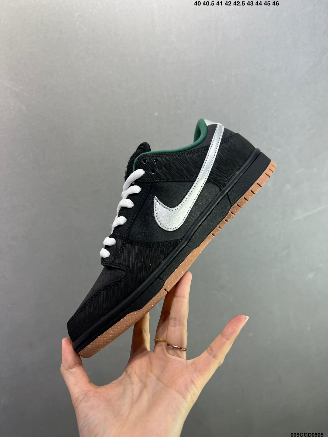 NIKE DUNK SB LOW 全新配色 定制Dunk SB顾名思义 PG0510-057