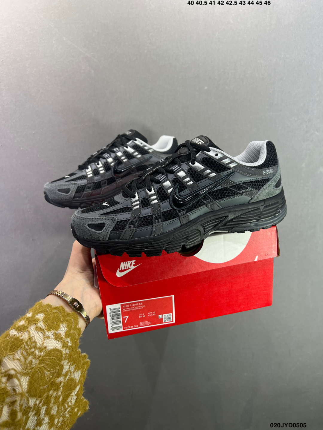 耐克Nike p-6000 跑鞋内外侧都用了红色的钩子 BY1021-103-Top High Quatity Cheap Sneakers Fashion Clothing Clothes Bags handbags Shoes of all Brand wholesale With The best Quality And Beautiful Price from China Factory Chinese suppliers wholesaler seller 耐克Nike p-6000 跑鞋内外侧都用了红色的钩子 BY1021-103
