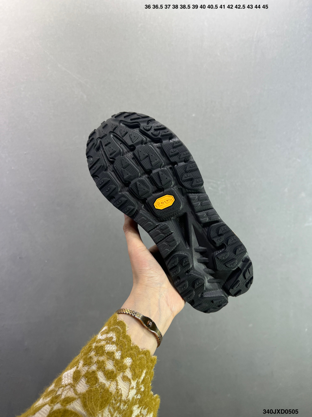 Hoka Mafate X 马法特厚底轻量山地跑步鞋 1175208-Top High Quatity Cheap Sneakers Fashion Clothing Clothes Bags handbags Shoes of all Brand wholesale With The best Quality And Beautiful Price from China Factory Chinese suppliers wholesaler seller Hoka Mafate X 马法特厚底轻量山地跑步鞋 1175208