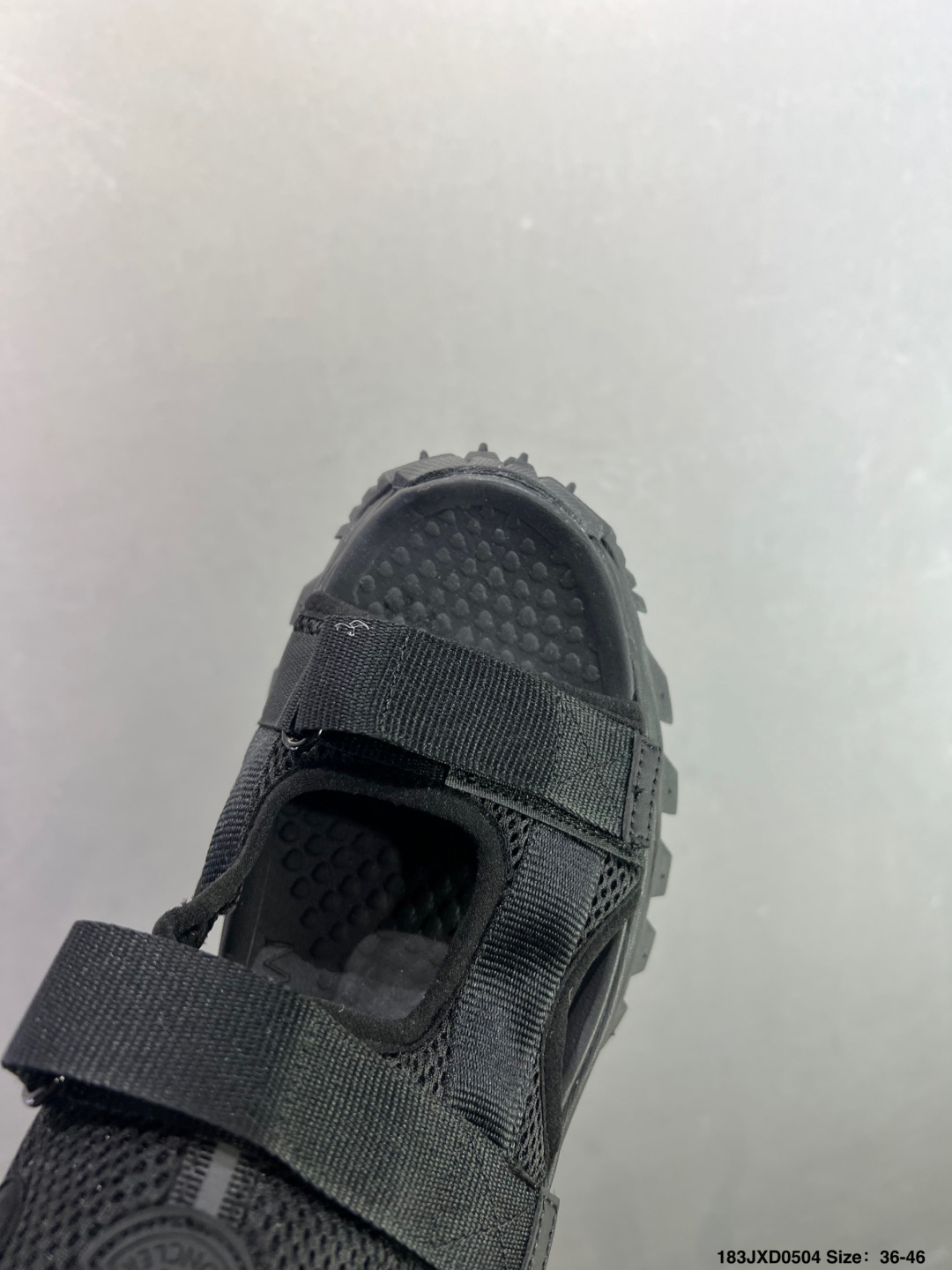Moncler盟可睐 Trailgrip Vela 圆头魔术贴 沙滩凉鞋 I109B4L00070M380-Top High Quatity Cheap Sneakers Fashion Clothing Clothes Bags handbags Shoes of all Brand wholesale With The best Quality And Beautiful Price from China Factory Chinese suppliers wholesaler seller Moncler盟可睐 Trailgrip Vela 圆头魔术贴 沙滩凉鞋 I109B4L00070M380