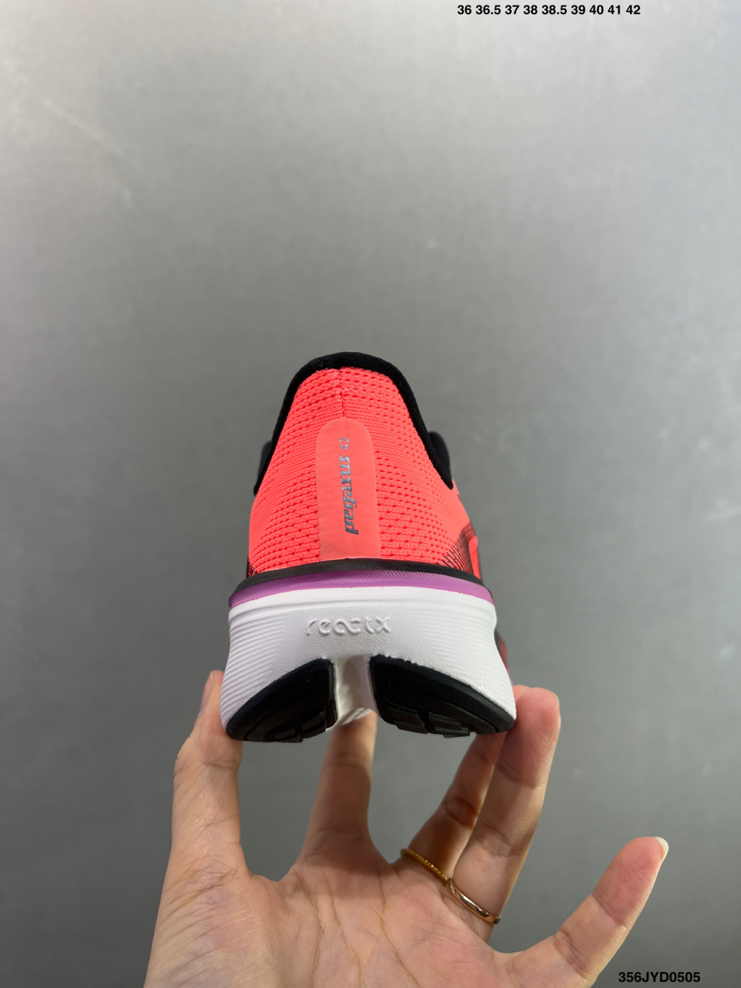 Nike Air Zoom Pegasus 42 飞马42代 耐克 透气专业跑步鞋 IB1881-001