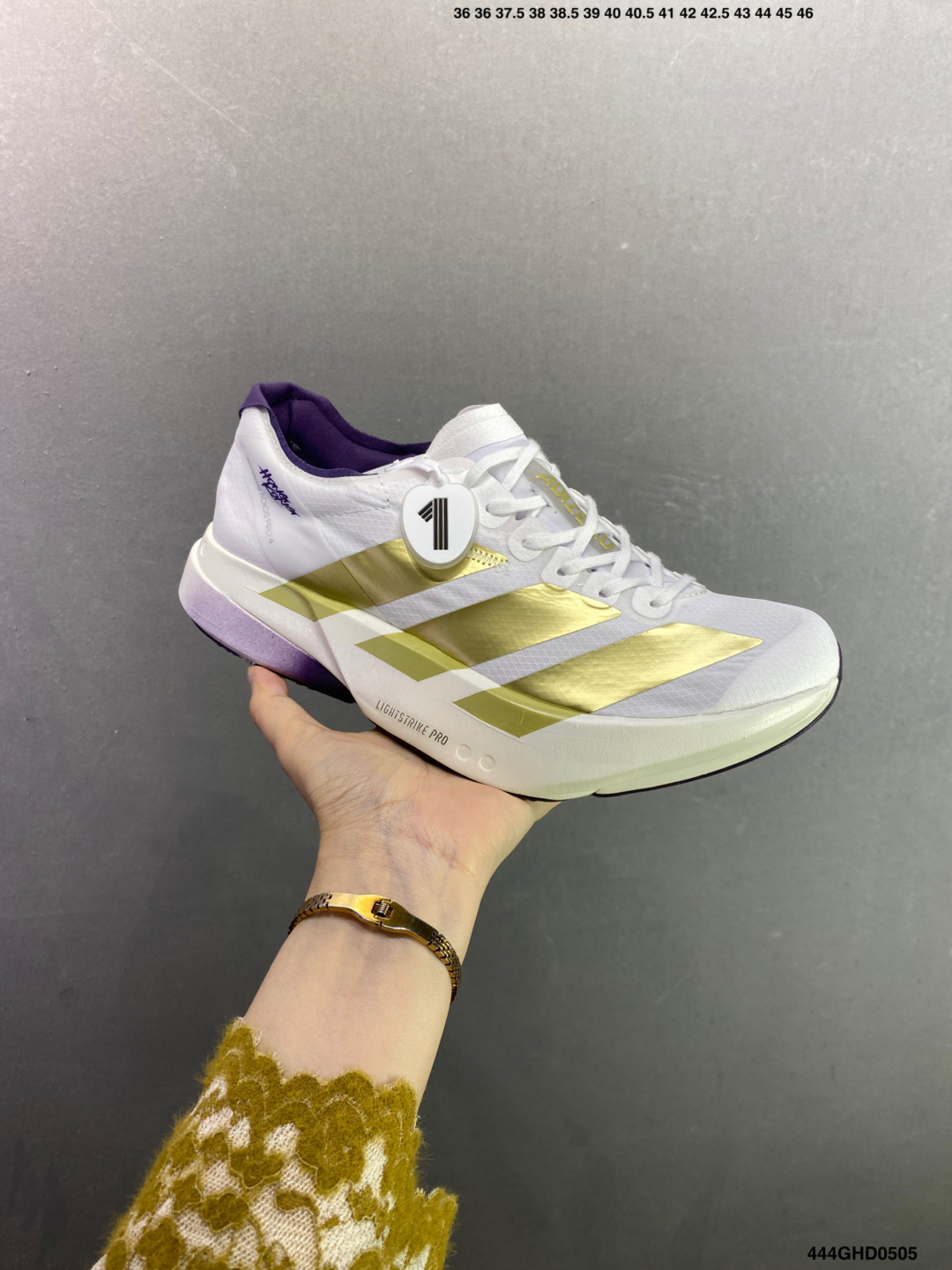 Adidas Adizero Adios PRO 4M 阿迪超轻透气缓震跑鞋 真碳版本 KH6359-Top High Quatity Cheap Sneakers Fashion Clothing Clothes Bags handbags Shoes of all Brand wholesale With The best Quality And Beautiful Price from China Factory Chinese suppliers wholesaler seller Adidas Adizero Adios PRO 4M 阿迪超轻透气缓震跑鞋 真碳版本 KH6359