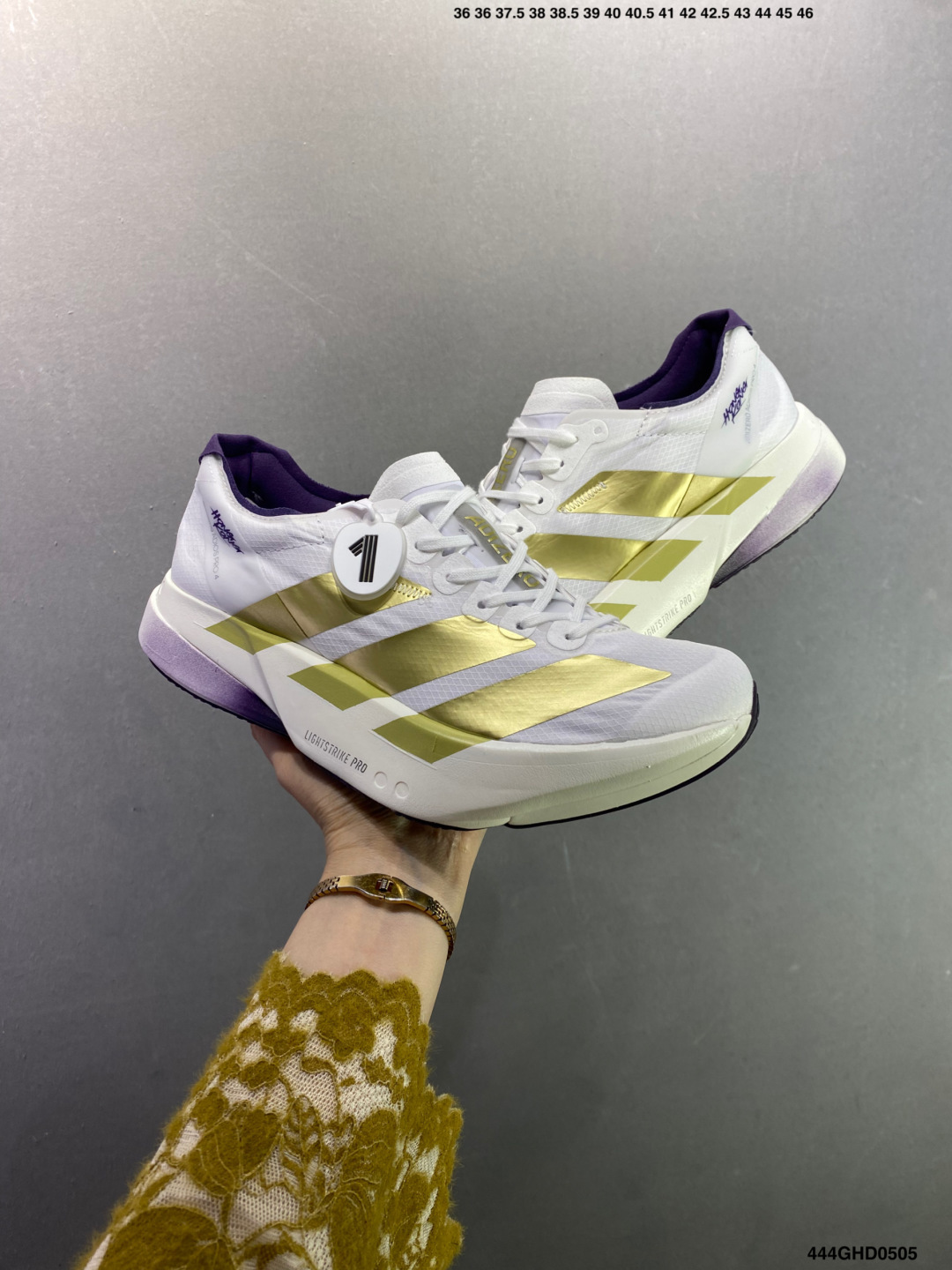Adidas Adizero Adios PRO 4M 阿迪超轻透气缓震跑鞋 真碳版本 KH6359-Top High Quatity Cheap Sneakers Fashion Clothing Clothes Bags handbags Shoes of all Brand wholesale With The best Quality And Beautiful Price from China Factory Chinese suppliers wholesaler seller Adidas Adizero Adios PRO 4M 阿迪超轻透气缓震跑鞋 真碳版本 KH6359