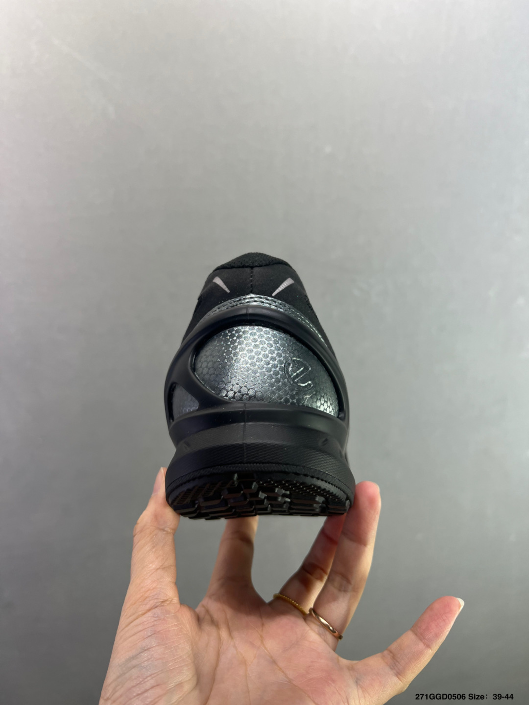ECCO爱步运动鞋 真皮透气休闲防滑跑步鞋-Top High Quatity Cheap Sneakers Fashion Clothing Clothes Bags handbags Shoes of all Brand wholesale With The best Quality And Beautiful Price from China Factory Chinese suppliers wholesaler seller ECCO爱步运动鞋 真皮透气休闲防滑跑步鞋