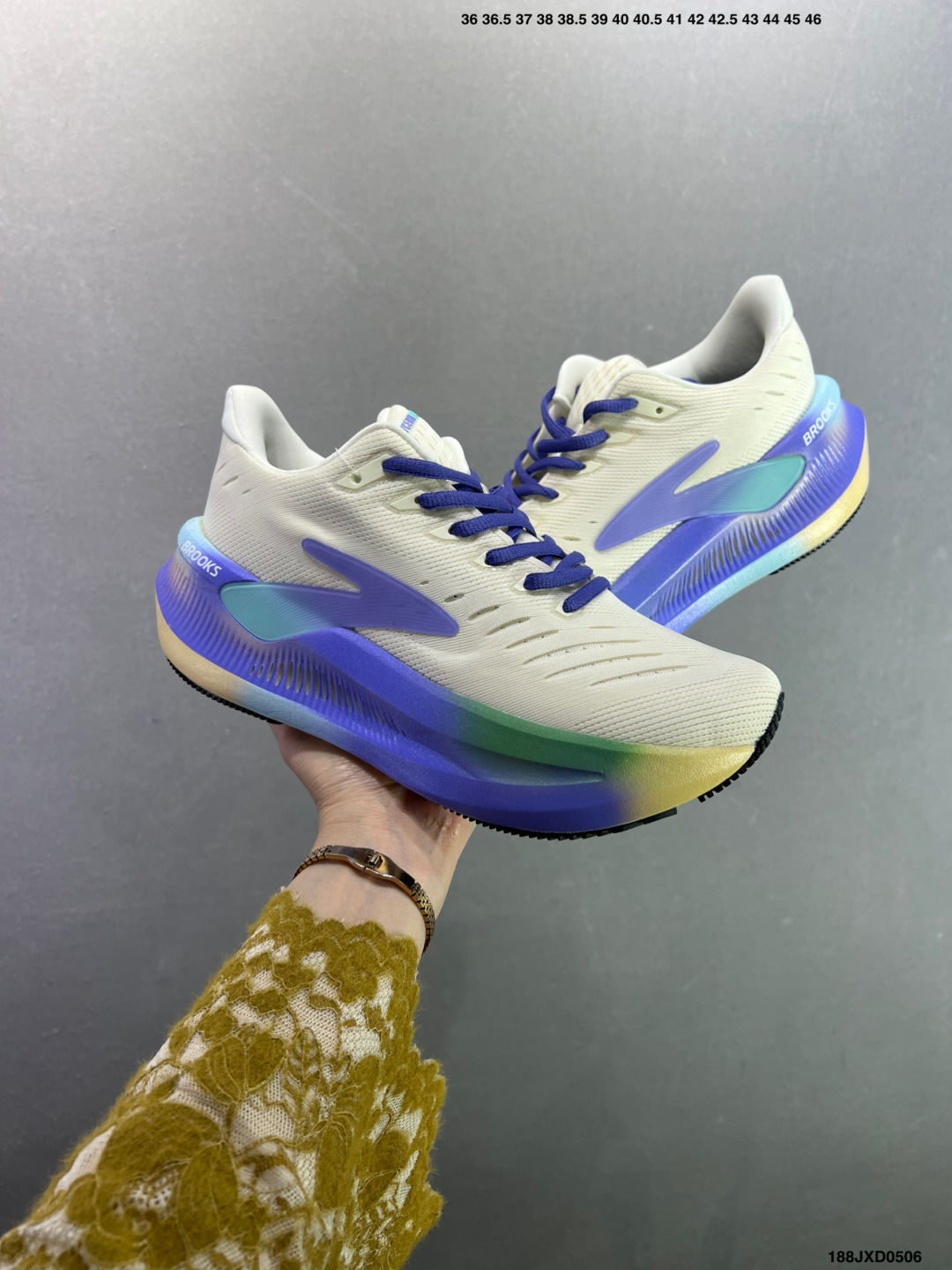 Brooks Glycerin Max 2 布鲁克斯 超级甘油二代 厚底马拉松缓震跑鞋 110479 1D 120-Top High Quatity Cheap Sneakers Fashion Clothing Clothes Bags handbags Shoes of all Brand wholesale With The best Quality And Beautiful Price from China Factory Chinese suppliers wholesaler seller Brooks Glycerin Max 2 布鲁克斯 超级甘油二代 厚底马拉松缓震跑鞋 110479 1D 120