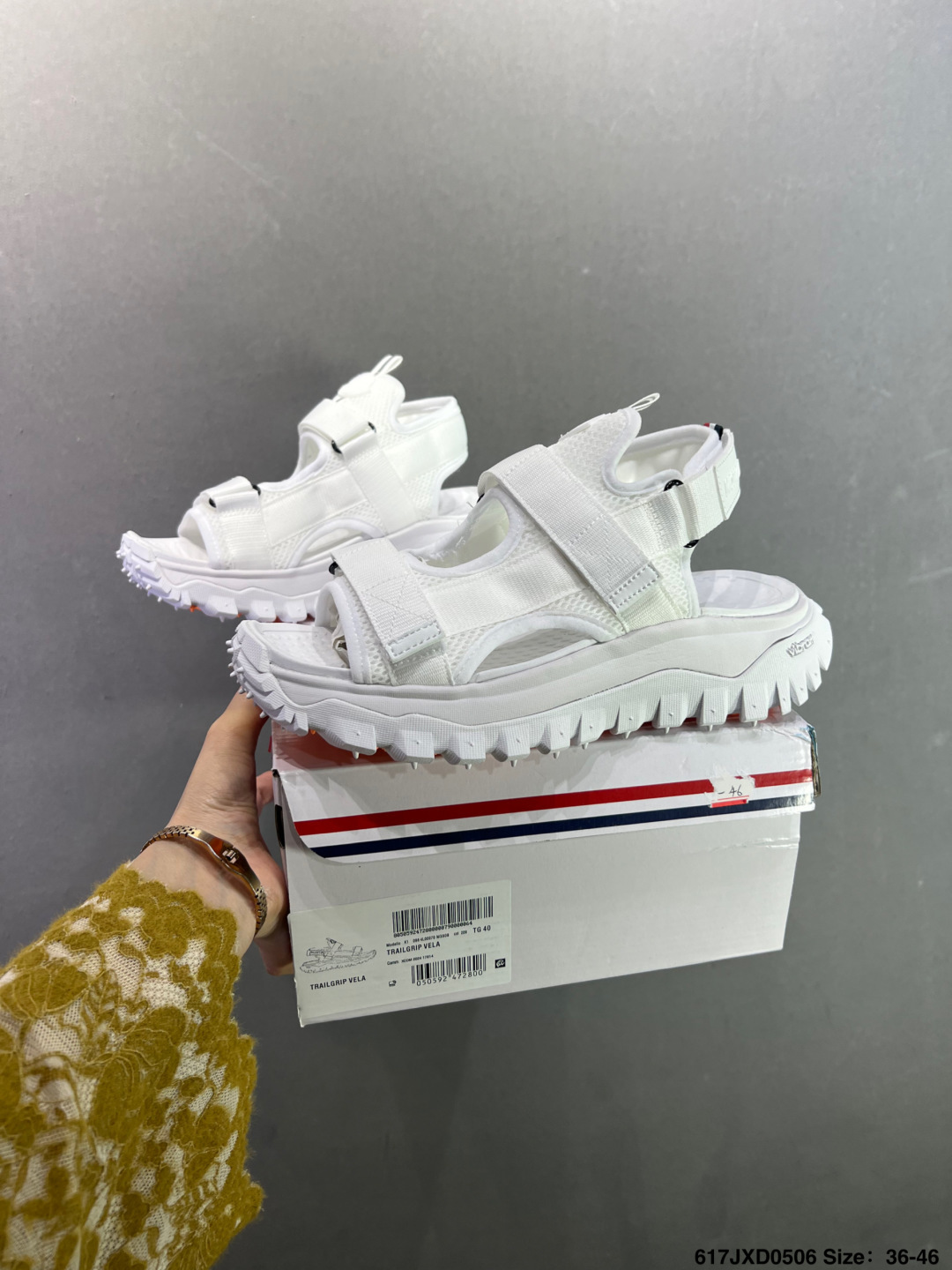 Moncler盟可睐 Trailgrip Vela 圆头魔术贴 沙滩凉鞋 I109B4L00070M380-Top High Quatity Cheap Sneakers Fashion Clothing Clothes Bags handbags Shoes of all Brand wholesale With The best Quality And Beautiful Price from China Factory Chinese suppliers wholesaler seller Moncler盟可睐 Trailgrip Vela 圆头魔术贴 沙滩凉鞋 I109B4L00070M380