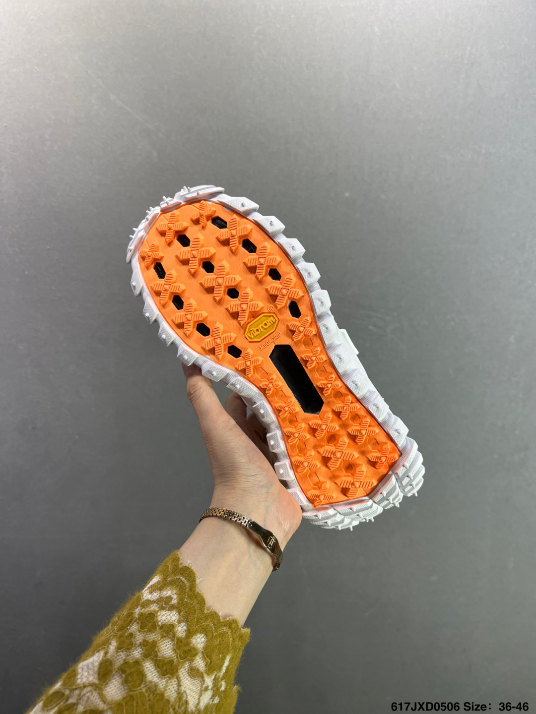 Moncler盟可睐 Trailgrip Vela 圆头魔术贴 沙滩凉鞋 I109B4L00070M380-Top High Quatity Cheap Sneakers Fashion Clothing Clothes Bags handbags Shoes of all Brand wholesale With The best Quality And Beautiful Price from China Factory Chinese suppliers wholesaler seller Moncler盟可睐 Trailgrip Vela 圆头魔术贴 沙滩凉鞋 I109B4L00070M380