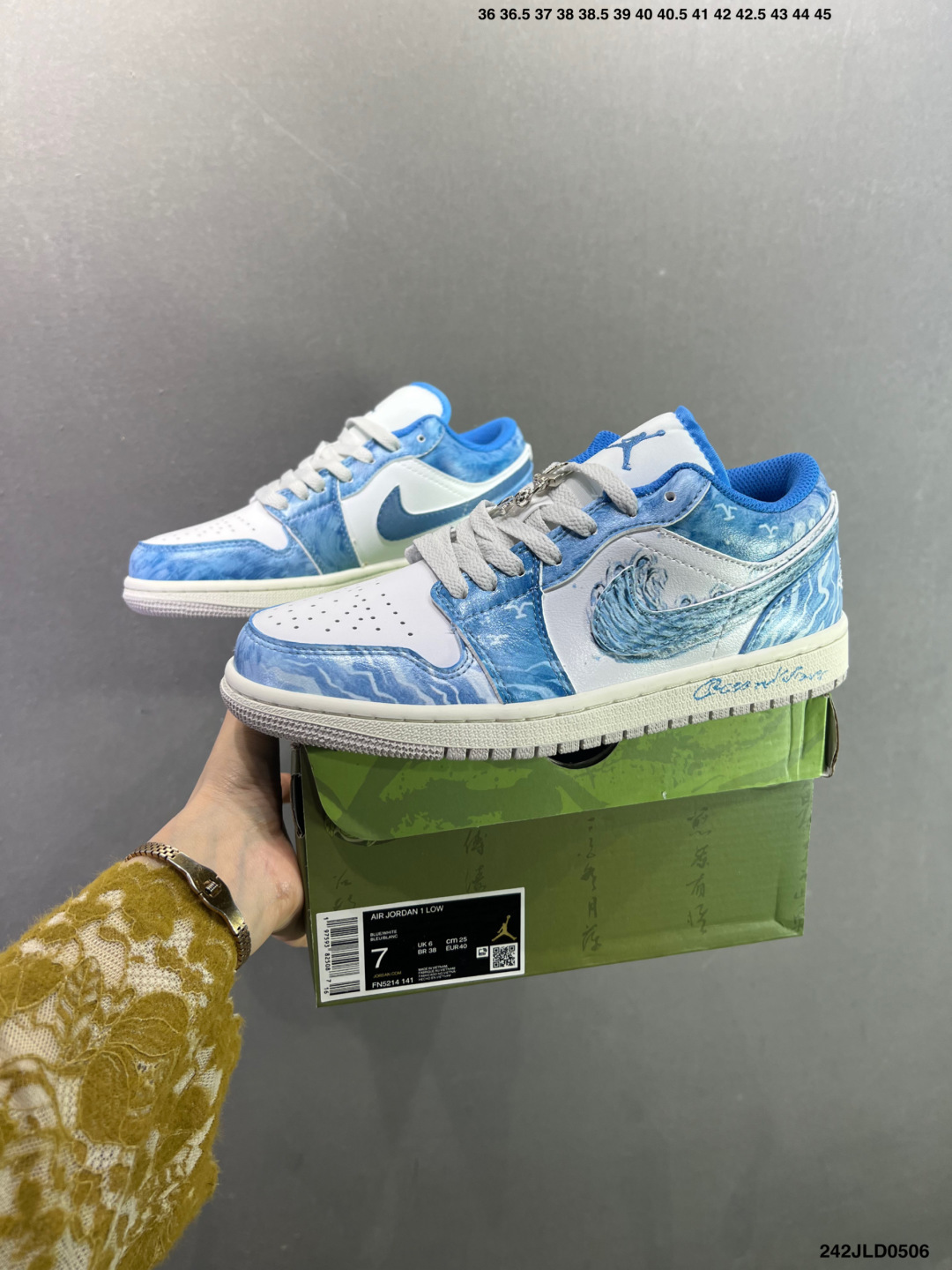 Nike Air Jordan 1 Retro Low 耐克 AJ1乔1低帮休闲板鞋 FN5214-141-Top High Quatity Cheap Sneakers Fashion Clothing Clothes Bags handbags Shoes of all Brand wholesale With The best Quality And Beautiful Price from China Factory Chinese suppliers wholesaler seller Nike Air Jordan 1 Retro Low 耐克 AJ1乔1低帮休闲板鞋 FN5214-141