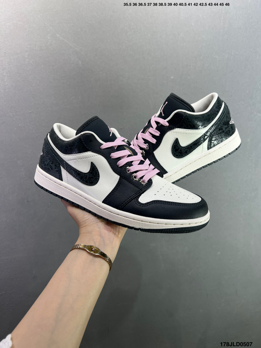 Nike Air Jordan 1 Low 经典百搭 耐克 AJ1 低帮休闲板鞋 II0595-001-Top High Quatity Cheap Sneakers Fashion Clothing Clothes Bags handbags Shoes of all Brand wholesale With The best Quality And Beautiful Price from China Factory Chinese suppliers wholesaler seller Nike Air Jordan 1 Low 经典百搭 耐克 AJ1 低帮休闲板鞋 II0595-001