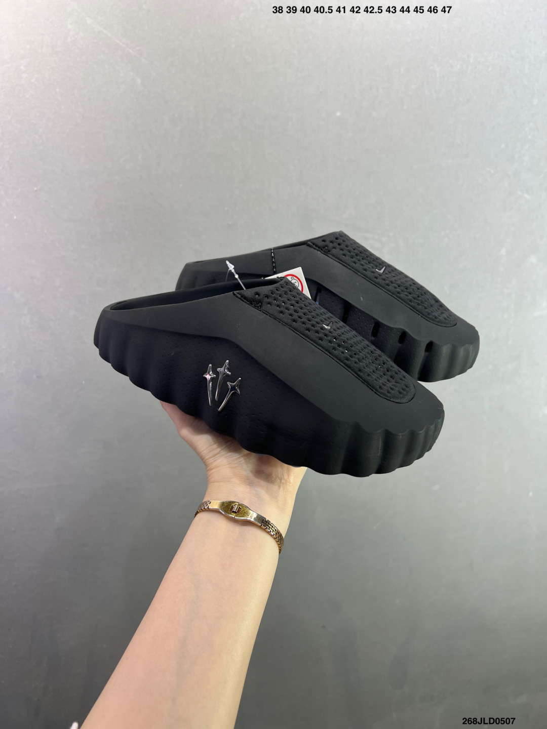 Nike Mind 001 Recovery Slide 耐克 舒适柔软包头拖鞋 HY5028-001-Top High Quatity Cheap Sneakers Fashion Clothing Clothes Bags handbags Shoes of all Brand wholesale With The best Quality And Beautiful Price from China Factory Chinese suppliers wholesaler seller Nike Mind 001 Recovery Slide 耐克 舒适柔软包头拖鞋 HY5028-001