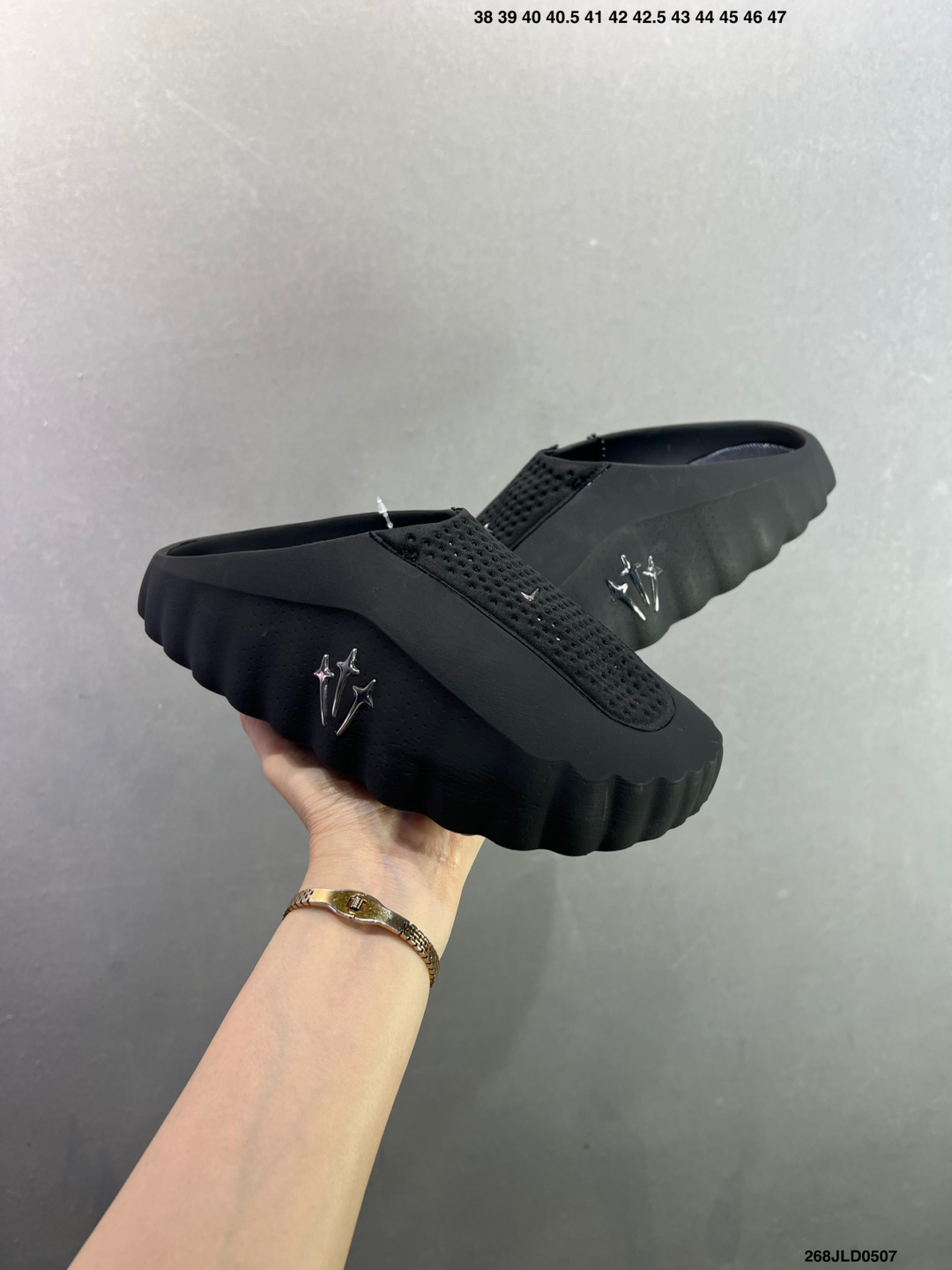 Nike Mind 001 Recovery Slide 耐克 舒适柔软包头拖鞋 HY5028-001-Top High Quatity Cheap Sneakers Fashion Clothing Clothes Bags handbags Shoes of all Brand wholesale With The best Quality And Beautiful Price from China Factory Chinese suppliers wholesaler seller Nike Mind 001 Recovery Slide 耐克 舒适柔软包头拖鞋 HY5028-001