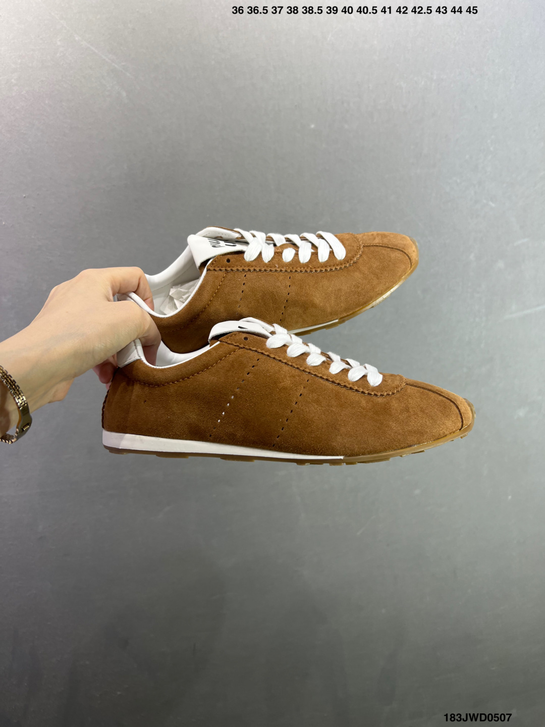 MIUMIU鞋子 缪缪miumiu休闲小脏鞋系列.-Top High Quatity Cheap Sneakers Fashion Clothing Clothes Bags handbags Shoes of all Brand wholesale With The best Quality And Beautiful Price from China Factory Chinese suppliers wholesaler seller MIUMIU鞋子 缪缪miumiu休闲小脏鞋系列.