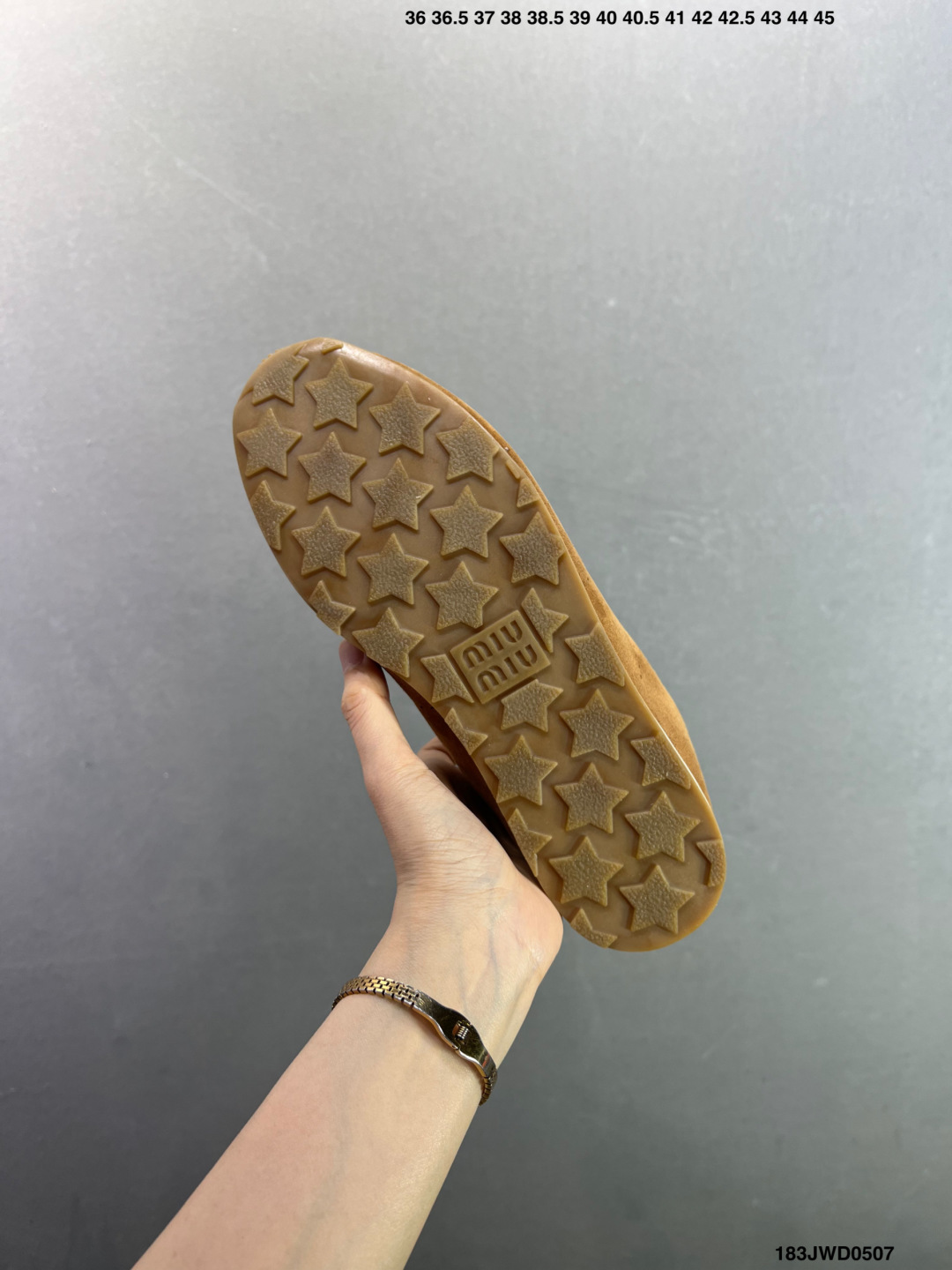 MIUMIU鞋子 缪缪miumiu休闲小脏鞋系列.-Top High Quatity Cheap Sneakers Fashion Clothing Clothes Bags handbags Shoes of all Brand wholesale With The best Quality And Beautiful Price from China Factory Chinese suppliers wholesaler seller MIUMIU鞋子 缪缪miumiu休闲小脏鞋系列.