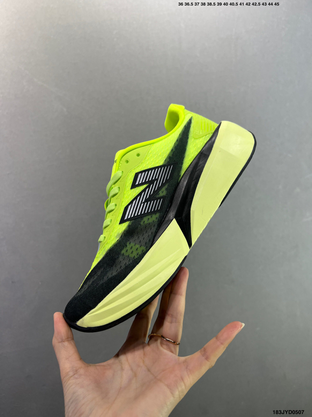New Balance 新百伦FuelCell 简约 织物 网布防滑耐磨透气轻便 低帮 马拉松跑步鞋 MFCXVT6-Top High Quatity Cheap Sneakers Fashion Clothing Clothes Bags handbags Shoes of all Brand wholesale With The best Quality And Beautiful Price from China Factory Chinese suppliers wholesaler seller New Balance 新百伦FuelCell 简约 织物 网布防滑耐磨透气轻便 低帮 马拉松跑步鞋 MFCXVT6