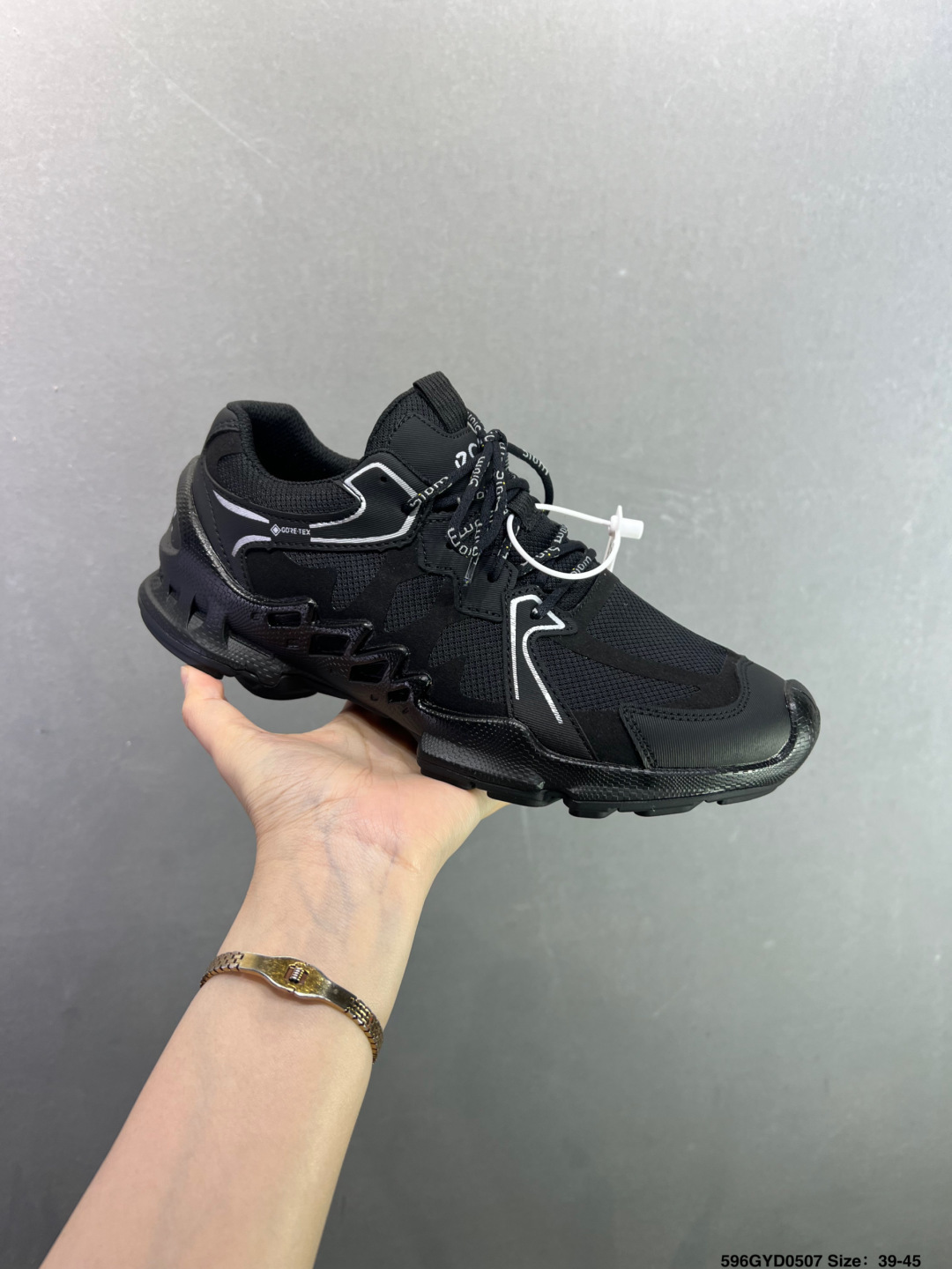 ECCO爱步男鞋2026新款透气户外防水防滑休闲运动鞋 B-Top High Quatity Cheap Sneakers Fashion Clothing Clothes Bags handbags Shoes of all Brand wholesale With The best Quality And Beautiful Price from China Factory Chinese suppliers wholesaler seller ECCO爱步男鞋2026新款透气户外防水防滑休闲运动鞋 B