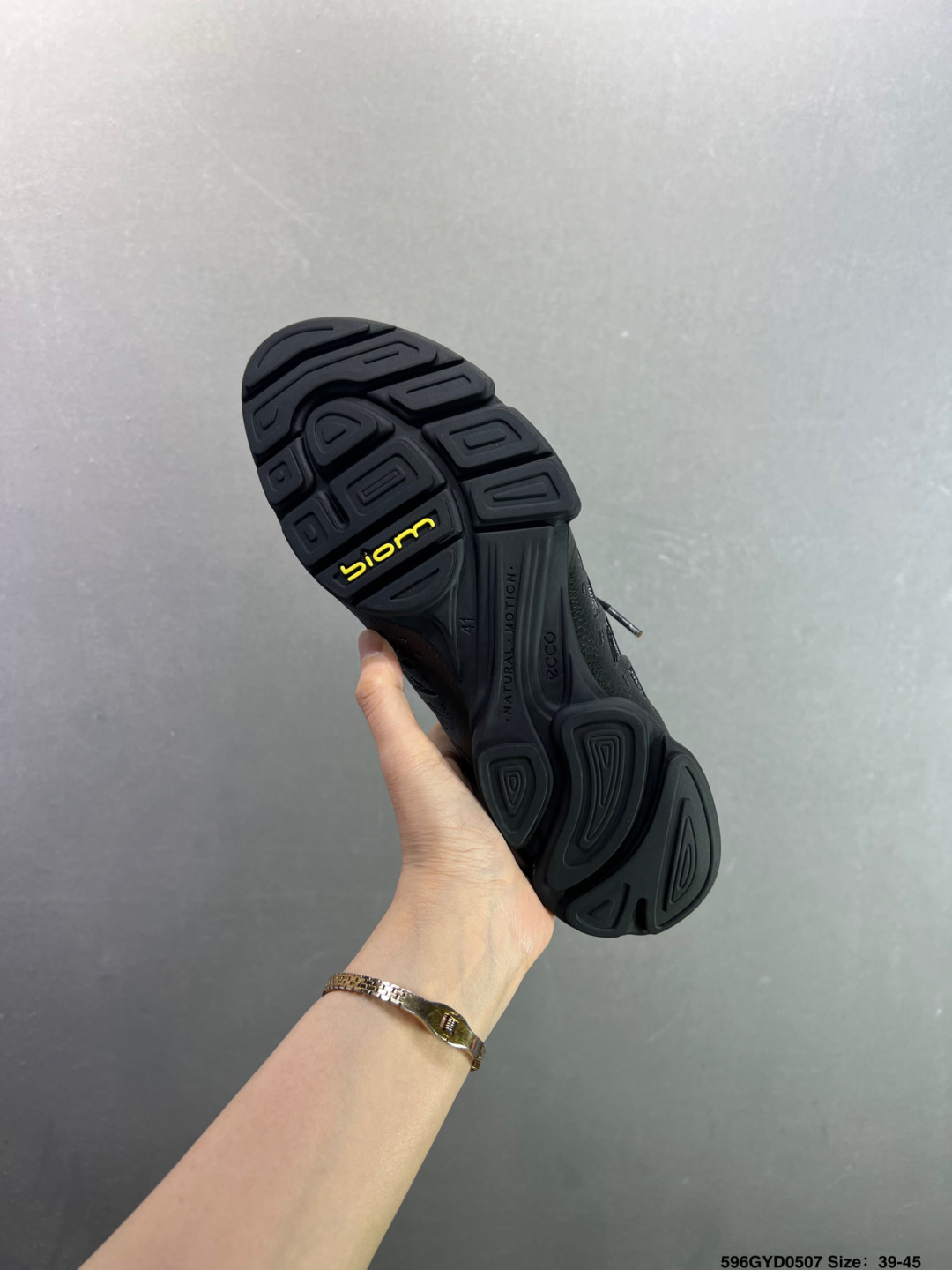 ECCO爱步男鞋2026新款透气户外防水防滑休闲运动鞋 B-Top High Quatity Cheap Sneakers Fashion Clothing Clothes Bags handbags Shoes of all Brand wholesale With The best Quality And Beautiful Price from China Factory Chinese suppliers wholesaler seller ECCO爱步男鞋2026新款透气户外防水防滑休闲运动鞋 B