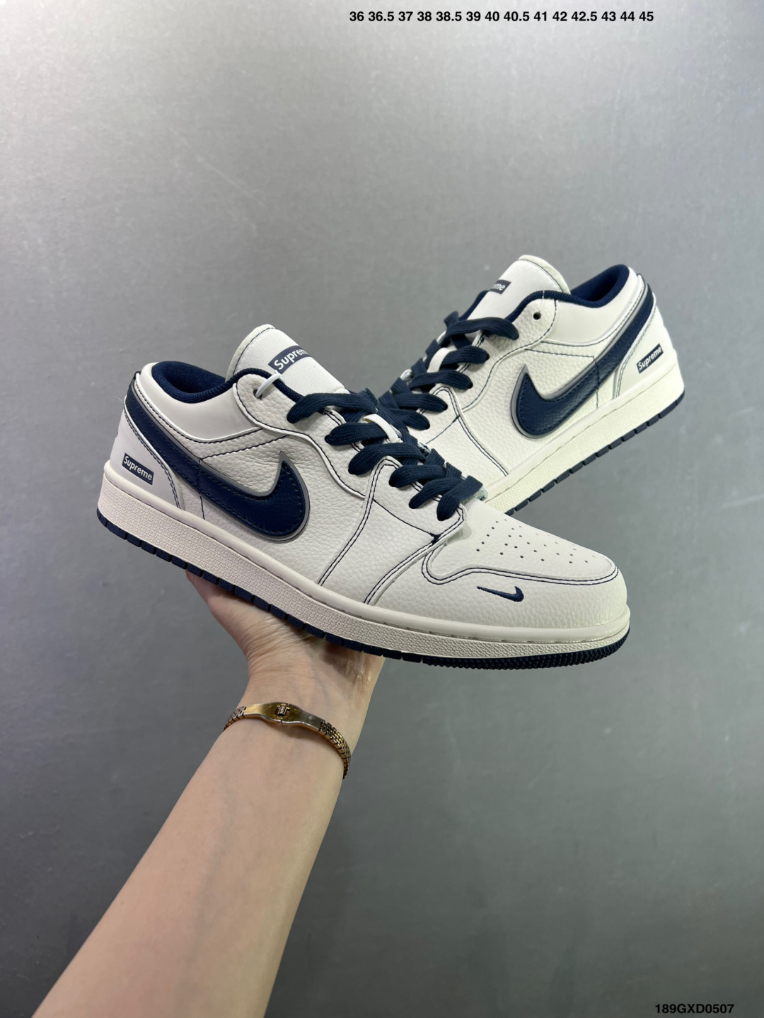 Nike Air Jordan 1 Low 定制配色 定制AJ联名-高端定制 低帮复古文化板鞋 QG1988-012