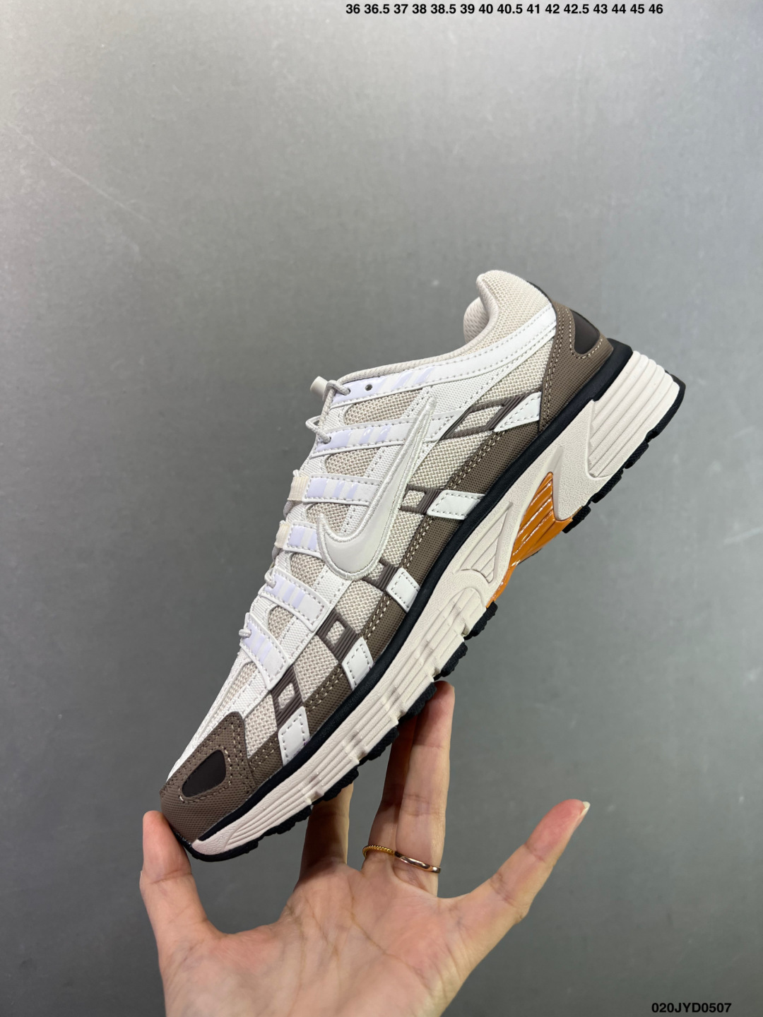 耐克Nike p-6000 跑鞋内外侧都用了红色的钩子 BY1021-103-Top High Quatity Cheap Sneakers Fashion Clothing Clothes Bags handbags Shoes of all Brand wholesale With The best Quality And Beautiful Price from China Factory Chinese suppliers wholesaler seller 耐克Nike p-6000 跑鞋内外侧都用了红色的钩子 BY1021-103