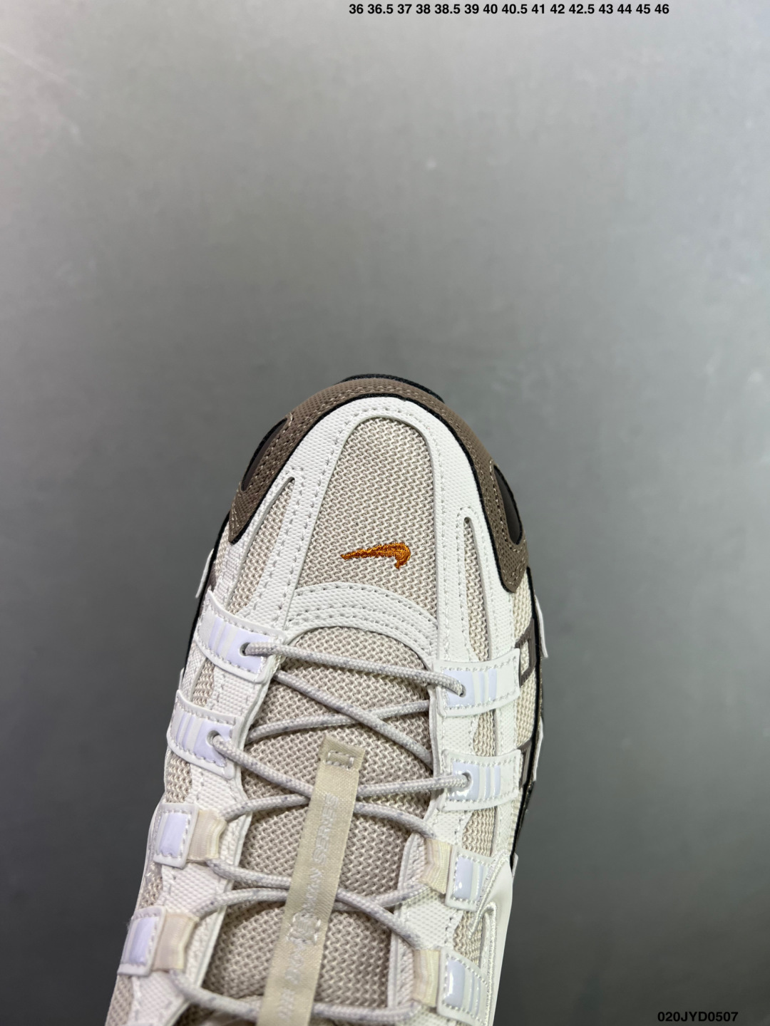耐克Nike p-6000 跑鞋内外侧都用了红色的钩子 BY1021-103-Top High Quatity Cheap Sneakers Fashion Clothing Clothes Bags handbags Shoes of all Brand wholesale With The best Quality And Beautiful Price from China Factory Chinese suppliers wholesaler seller 耐克Nike p-6000 跑鞋内外侧都用了红色的钩子 BY1021-103