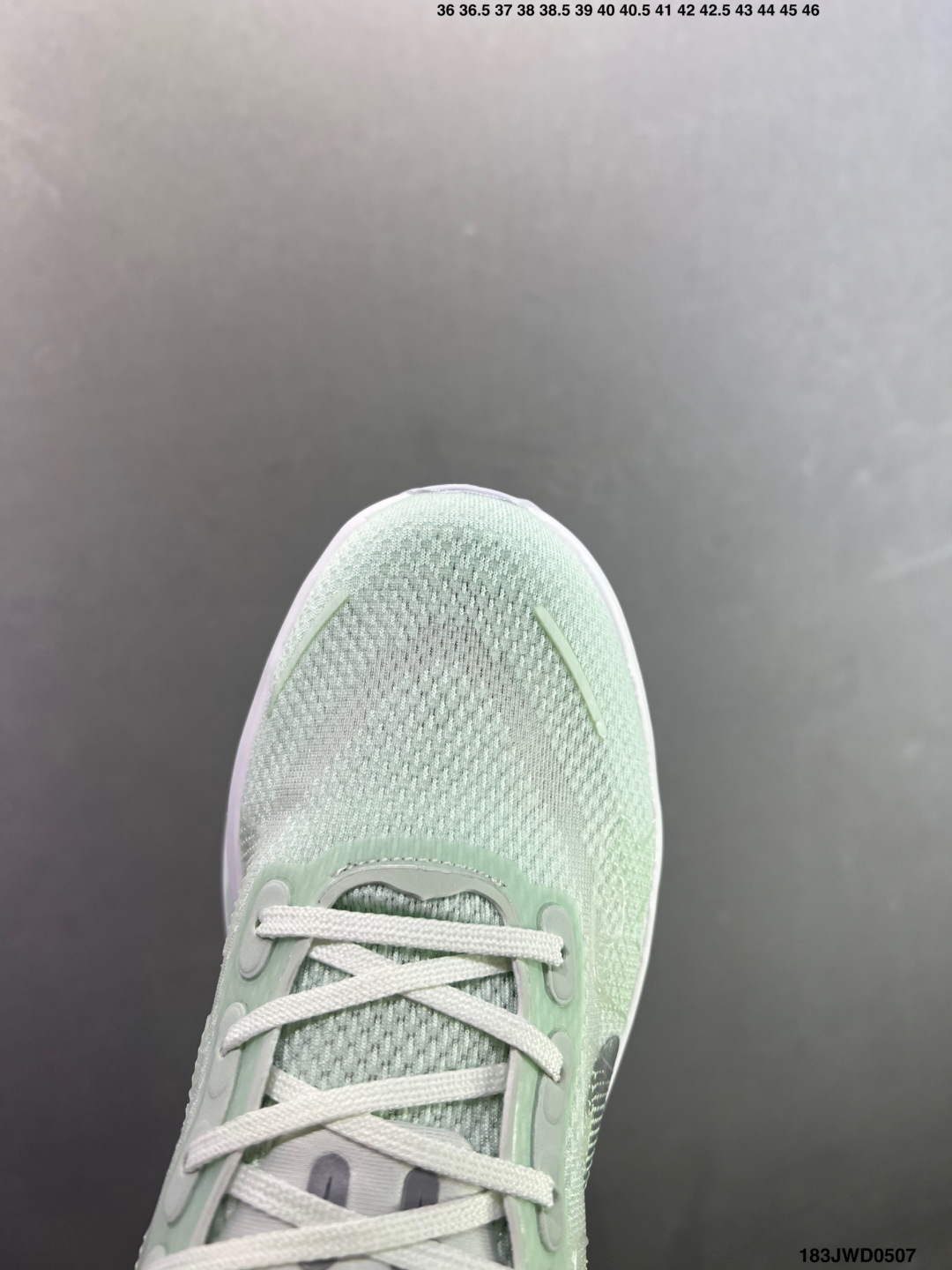 Nike Vomero premium Air气垫40周年 舒适百搭防滑耐磨 支撑缓震低帮 休闲跑步鞋 HM5973-Top High Quatity Cheap Sneakers Fashion Clothing Clothes Bags handbags Shoes of all Brand wholesale With The best Quality And Beautiful Price from China Factory Chinese suppliers wholesaler seller Nike Vomero premium Air气垫40周年 舒适百搭防滑耐磨 支撑缓震低帮 休闲跑步鞋 HM5973