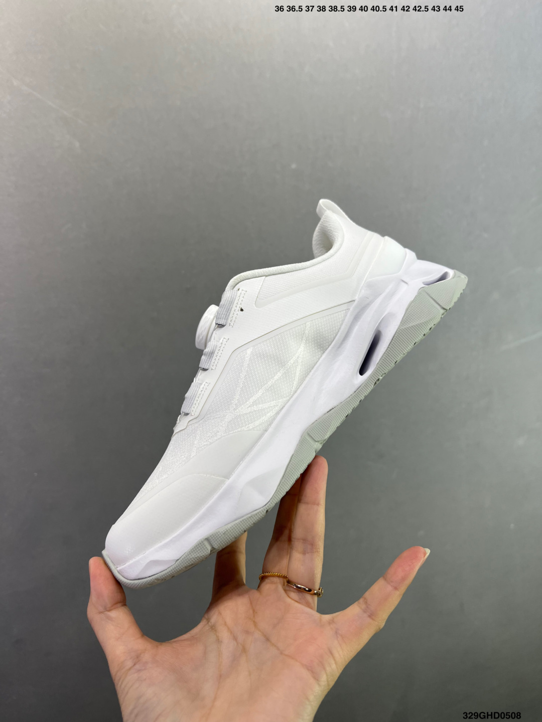 迪桑特DESCENTE EDGE COURT RETRO 复古轻质 耐磨低帮 生活休闲鞋 SP373LSN82-Top High Quatity Cheap Sneakers Fashion Clothing Clothes Bags handbags Shoes of all Brand wholesale With The best Quality And Beautiful Price from China Factory Chinese suppliers wholesaler seller 迪桑特DESCENTE EDGE COURT RETRO 复古轻质 耐磨低帮 生活休闲鞋 SP373LSN82