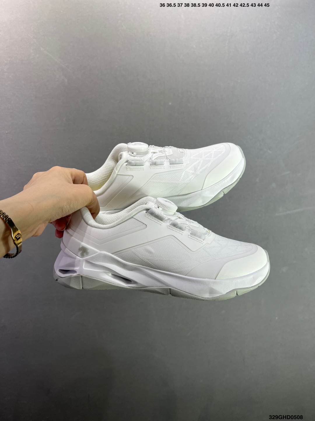 迪桑特DESCENTE EDGE COURT RETRO 复古轻质 耐磨低帮 生活休闲鞋 SP373LSN82-Top High Quatity Cheap Sneakers Fashion Clothing Clothes Bags handbags Shoes of all Brand wholesale With The best Quality And Beautiful Price from China Factory Chinese suppliers wholesaler seller 迪桑特DESCENTE EDGE COURT RETRO 复古轻质 耐磨低帮 生活休闲鞋 SP373LSN82