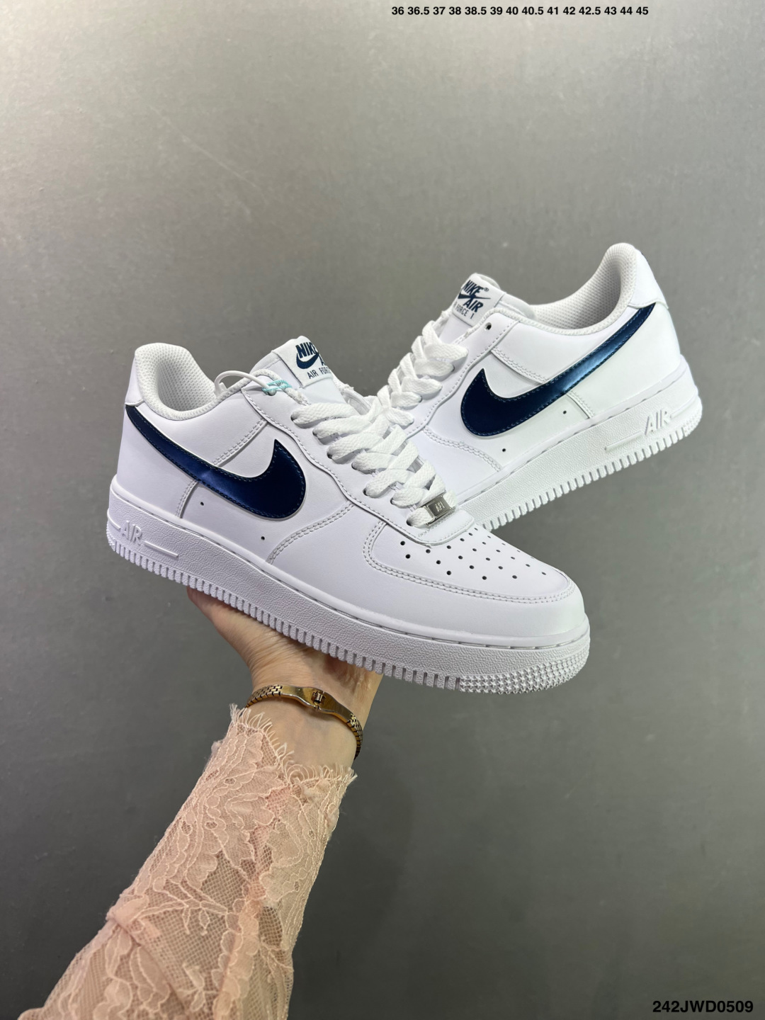 耐克Nike AIR FORCE 1’07空军一号低帮百搭休闲运动板鞋 IH1943-600-Top High Quatity Cheap Sneakers Fashion Clothing Clothes Bags handbags Shoes of all Brand wholesale With The best Quality And Beautiful Price from China Factory Chinese suppliers wholesaler seller 耐克Nike AIR FORCE 1’07空军一号低帮百搭休闲运动板鞋 IH1943-600