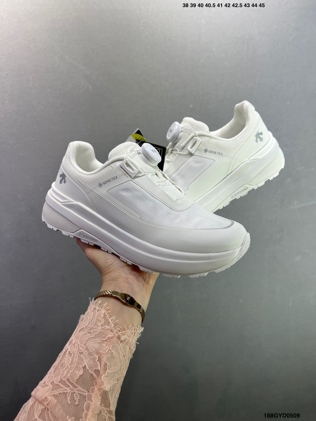迪桑特DESCENTE EDGE COURT RETRO 复古轻质 耐磨低帮 生活休闲鞋 SP383LSN82-Top High Quatity Cheap Sneakers Fashion Clothing Clothes Bags handbags Shoes of all Brand wholesale With The best Quality And Beautiful Price from China Factory Chinese suppliers wholesaler seller 迪桑特DESCENTE EDGE COURT RETRO 复古轻质 耐磨低帮 生活休闲鞋 SP383LSN82