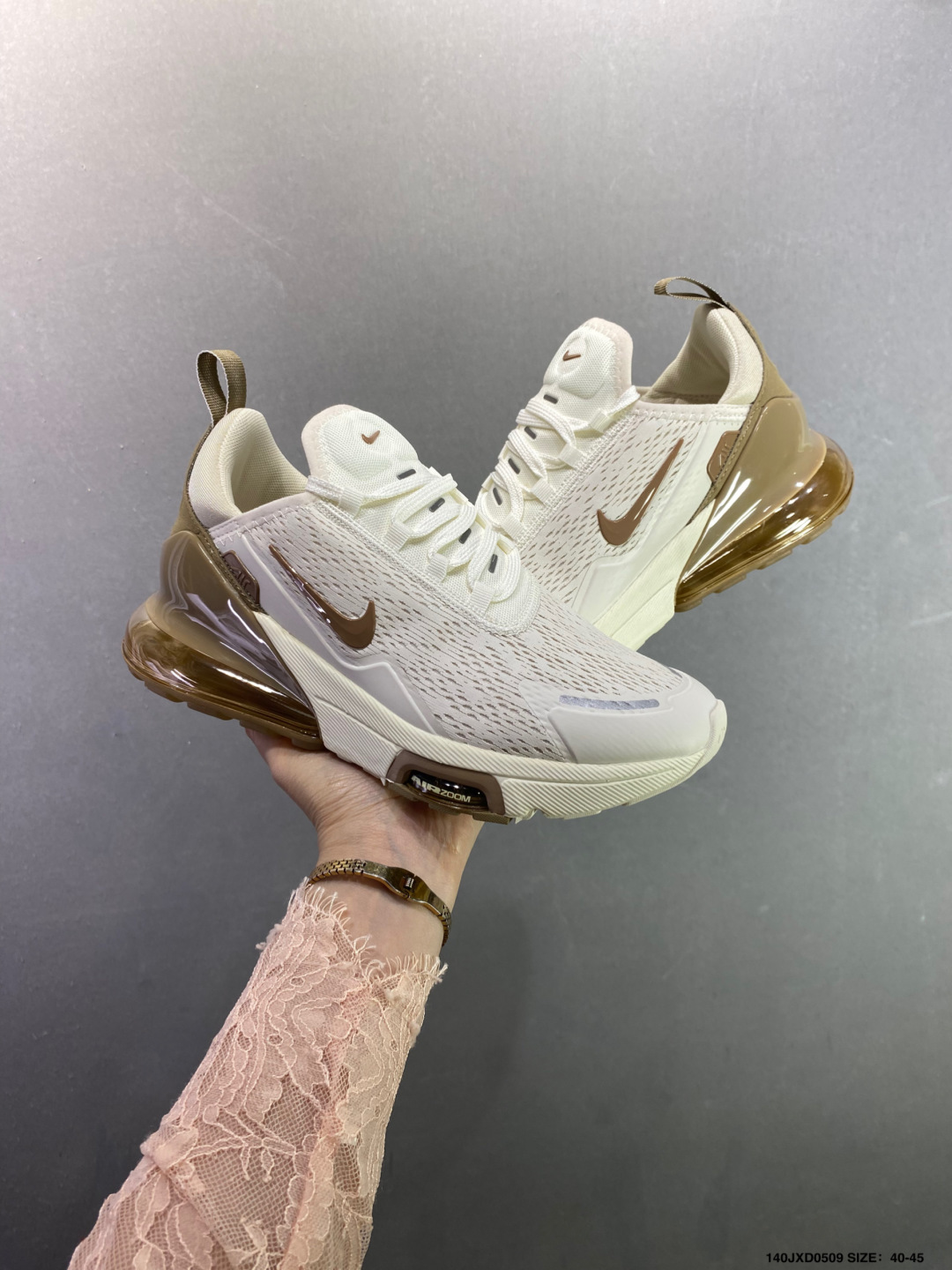 Nike Air Max 270 全新配色 半掌气垫跑步鞋 AQ9164-102-Top High Quatity Cheap Sneakers Fashion Clothing Clothes Bags handbags Shoes of all Brand wholesale With The best Quality And Beautiful Price from China Factory Chinese suppliers wholesaler seller Nike Air Max 270 全新配色 半掌气垫跑步鞋 AQ9164-102