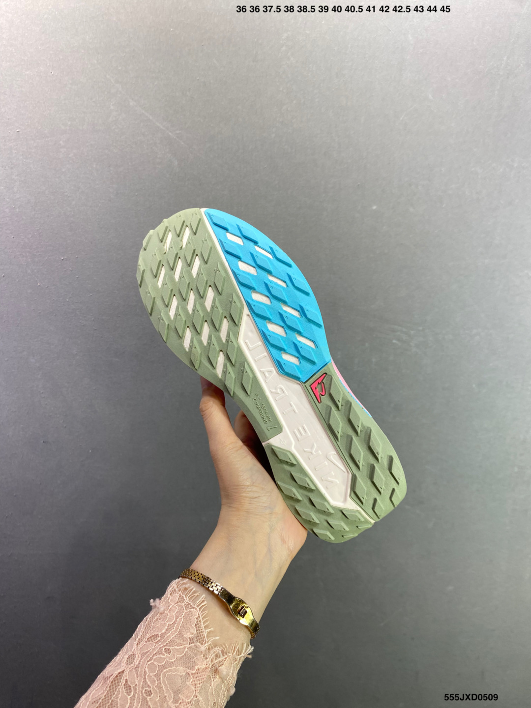 Nike PEGASUS TRAIL 5 GTX 登月跑鞋 网面透气跑步鞋 FQ0908-300-Top High Quatity Cheap Sneakers Fashion Clothing Clothes Bags handbags Shoes of all Brand wholesale With The best Quality And Beautiful Price from China Factory Chinese suppliers wholesaler seller Nike PEGASUS TRAIL 5 GTX 登月跑鞋 网面透气跑步鞋 FQ0908-300