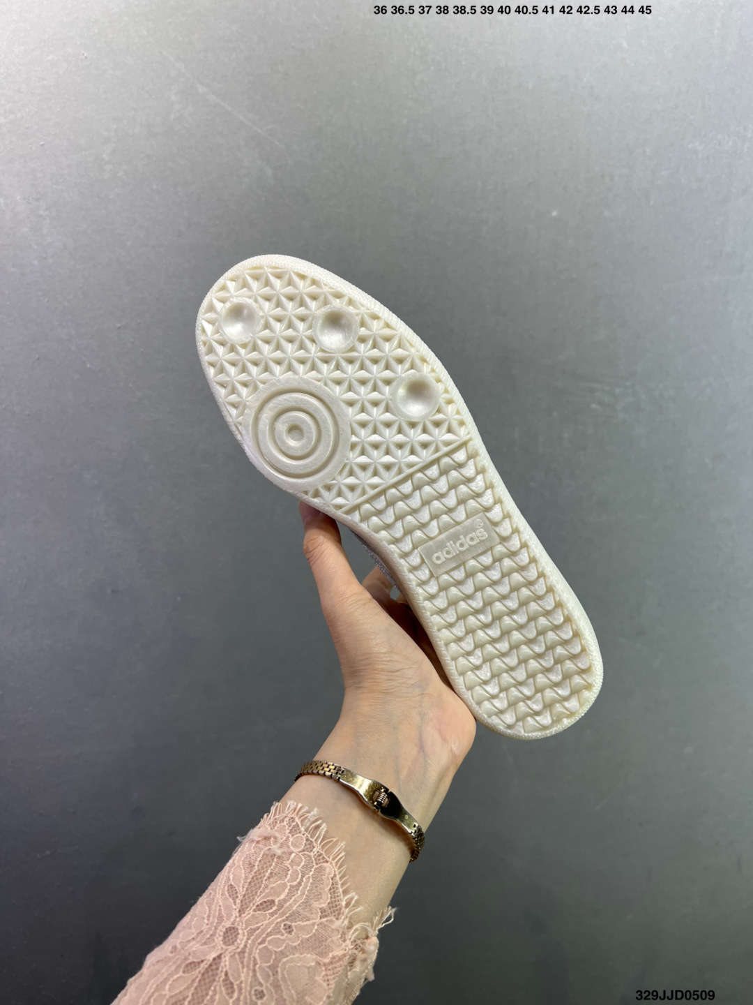 adidas SAMBA W德训鞋 HP3698-Top High Quatity Cheap Sneakers Fashion Clothing Clothes Bags handbags Shoes of all Brand wholesale With The best Quality And Beautiful Price from China Factory Chinese suppliers wholesaler seller adidas SAMBA W德训鞋 HP3698