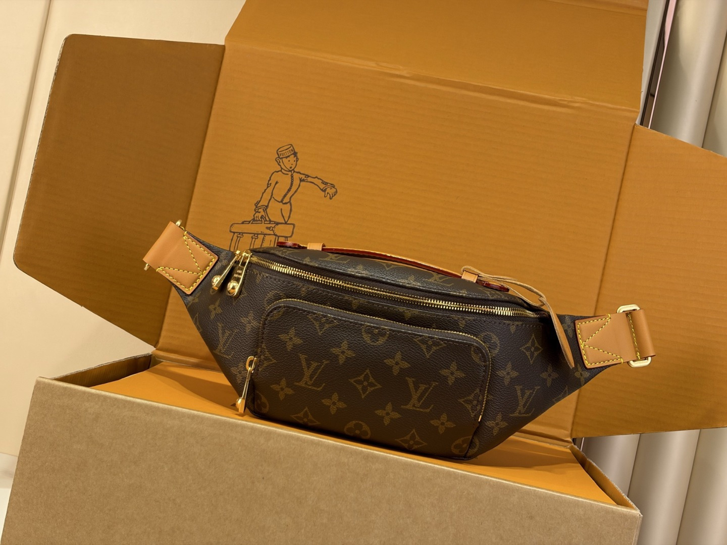 LV M14019 Rush Bumbag GR 30x15x8 Monogram ￼￼￼