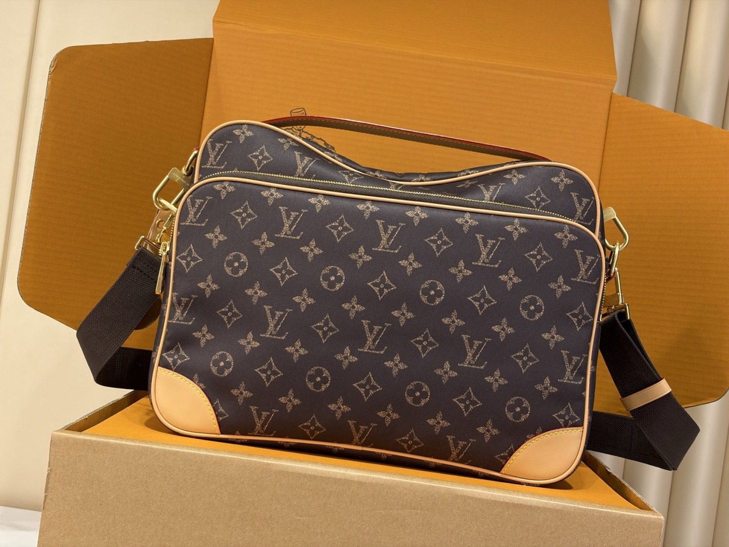 Nil XL Silk Tech M29853 37x26x19cm