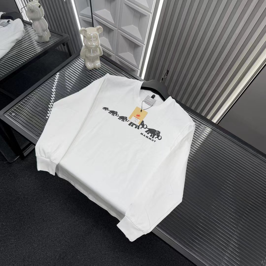 💰65 早秋卫衣推荐⭐猛犸象🦣烫印Logo圆领卫衣🪡三标齐全官网一致，放大看细节📷原相机实物拍摄 
颜色：白色
尺码：L-4xl
 L（80～105斤）
XL（105～120斤）
2XL（120～140斤）
3XL（140～160斤）
4XL（160～180斤）
