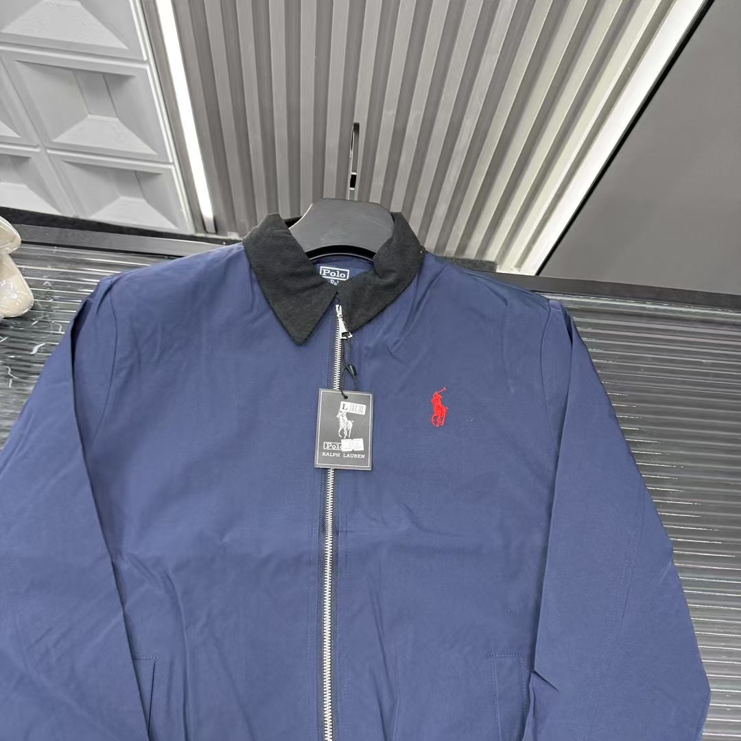 🛒购物价：💰129 早秋外套推荐⭐拉夫劳伦.保罗刺绣小马翻领夹克外套🪡三标齐全官网一致，放大看细节📷原相机实物拍摄 
颜色：藏青色
尺码：L-4xl
 L（80～105斤）
XL（105～120斤）
2XL（120～140斤）
3XL（140～160斤）
4XL（160～180斤）