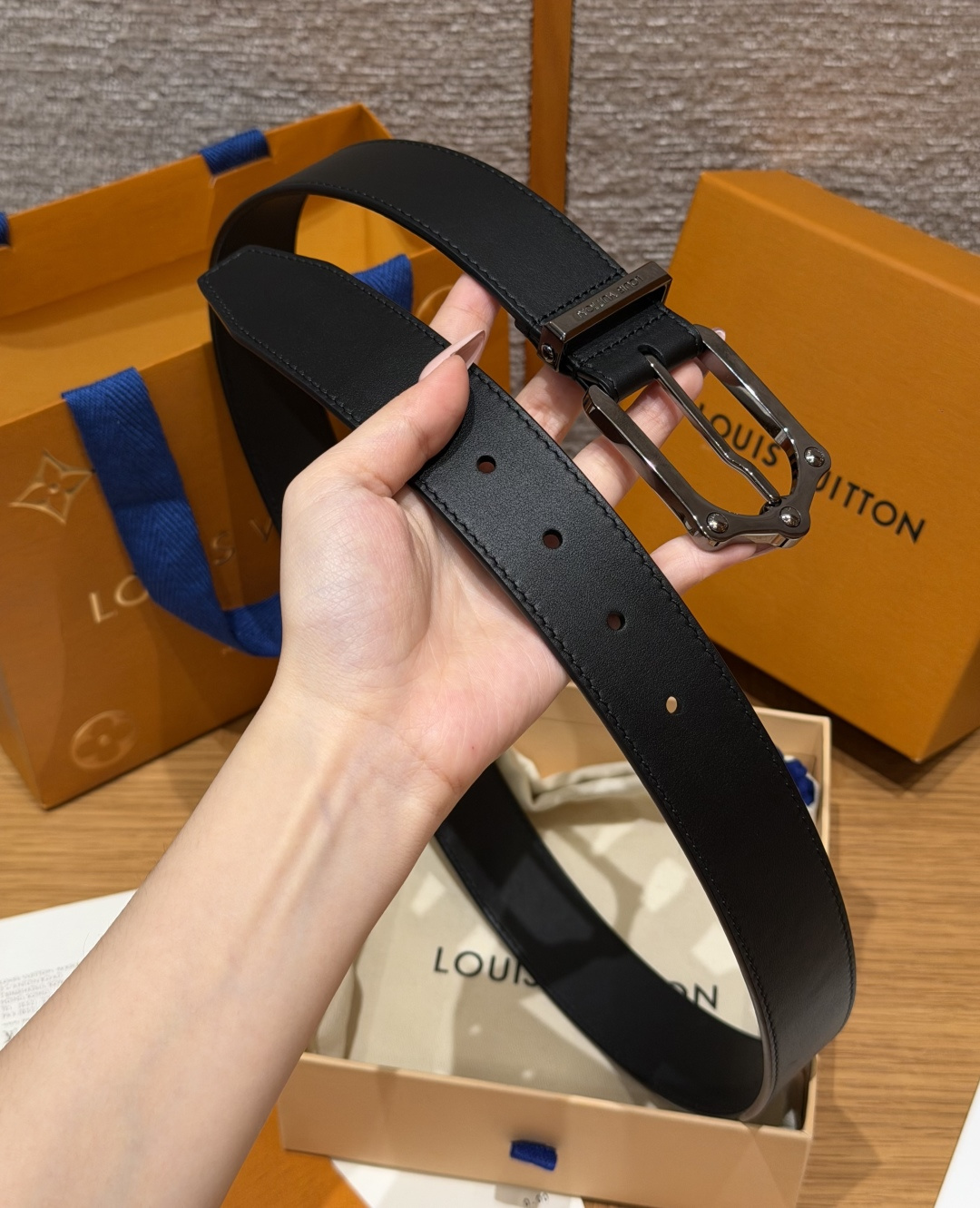 루이비통 프로그 35mm 리버시블 벨트 상세 이미지 10