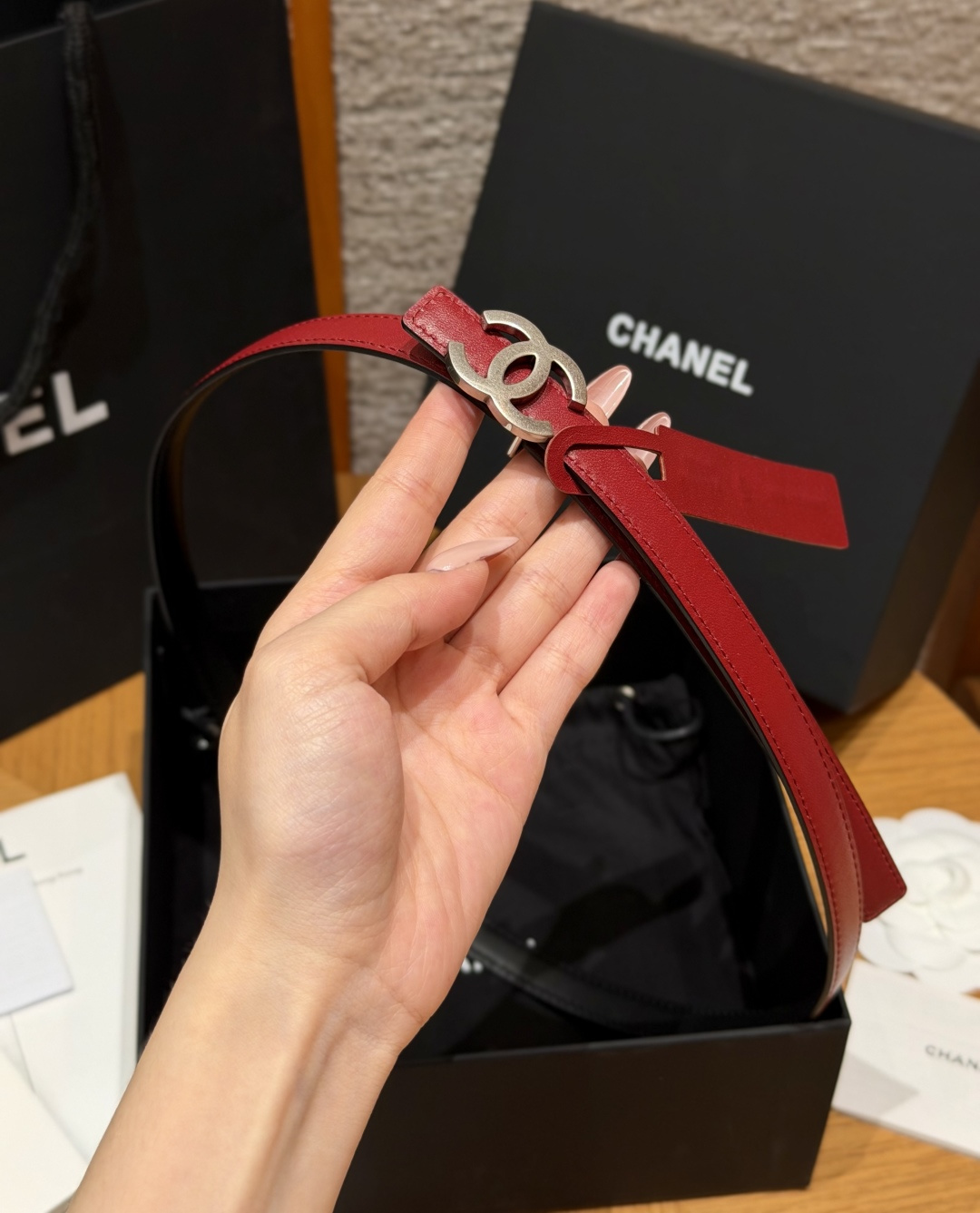 샤넬 더블 C 메탈 장식 리버서블 카프스킨 벨트 상세 이미지 5
