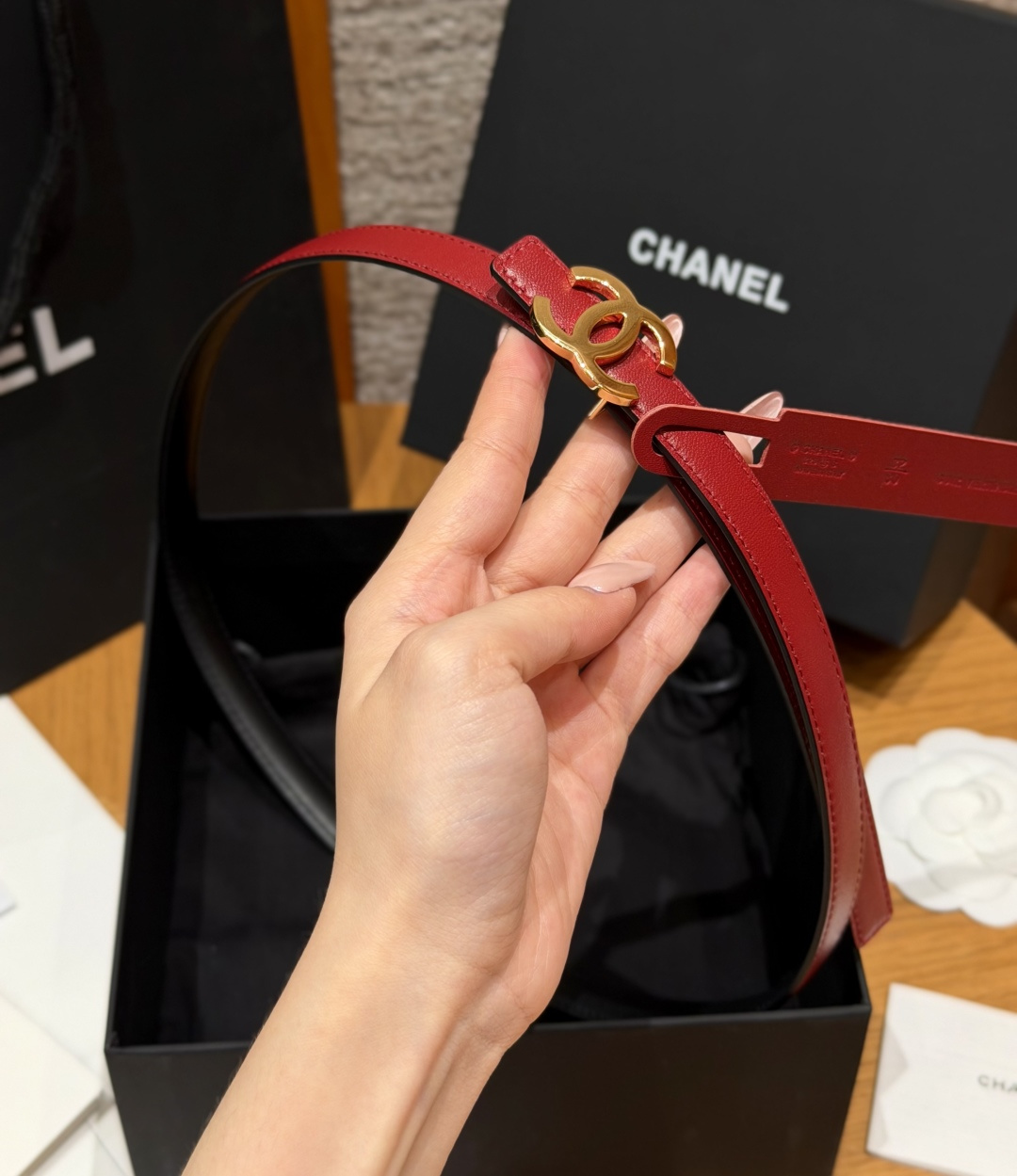 샤넬 더블 C 로고 양면 송아지가죽 벨트 상세 이미지 5
