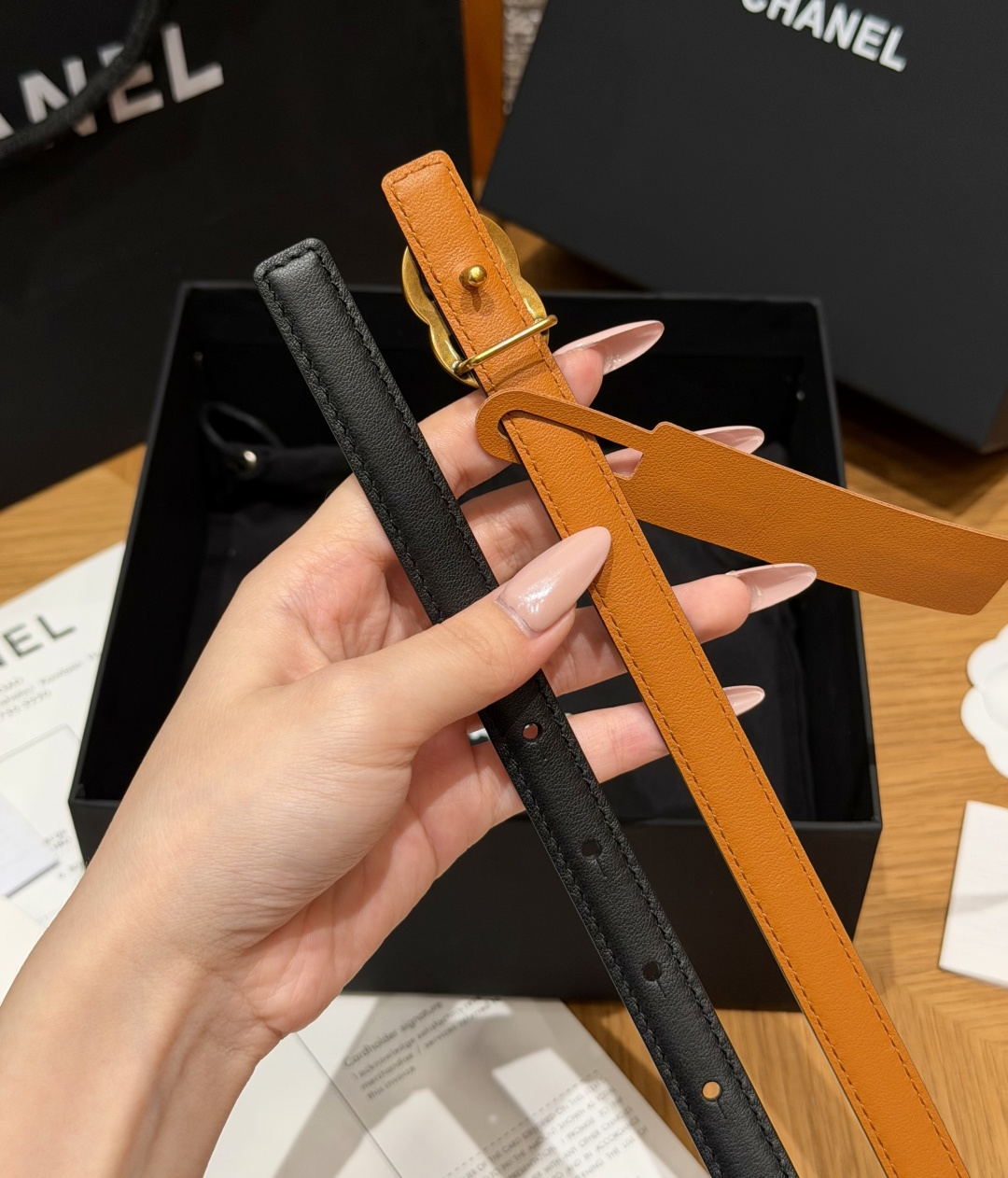 샤넬 더블 C 로고 양면 송아지가죽 벨트 상세 이미지 10