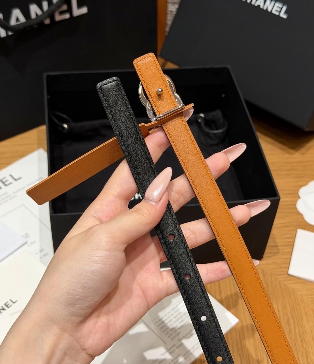 샤넬 더블 C 로고 가죽 벨트 상세 이미지 10