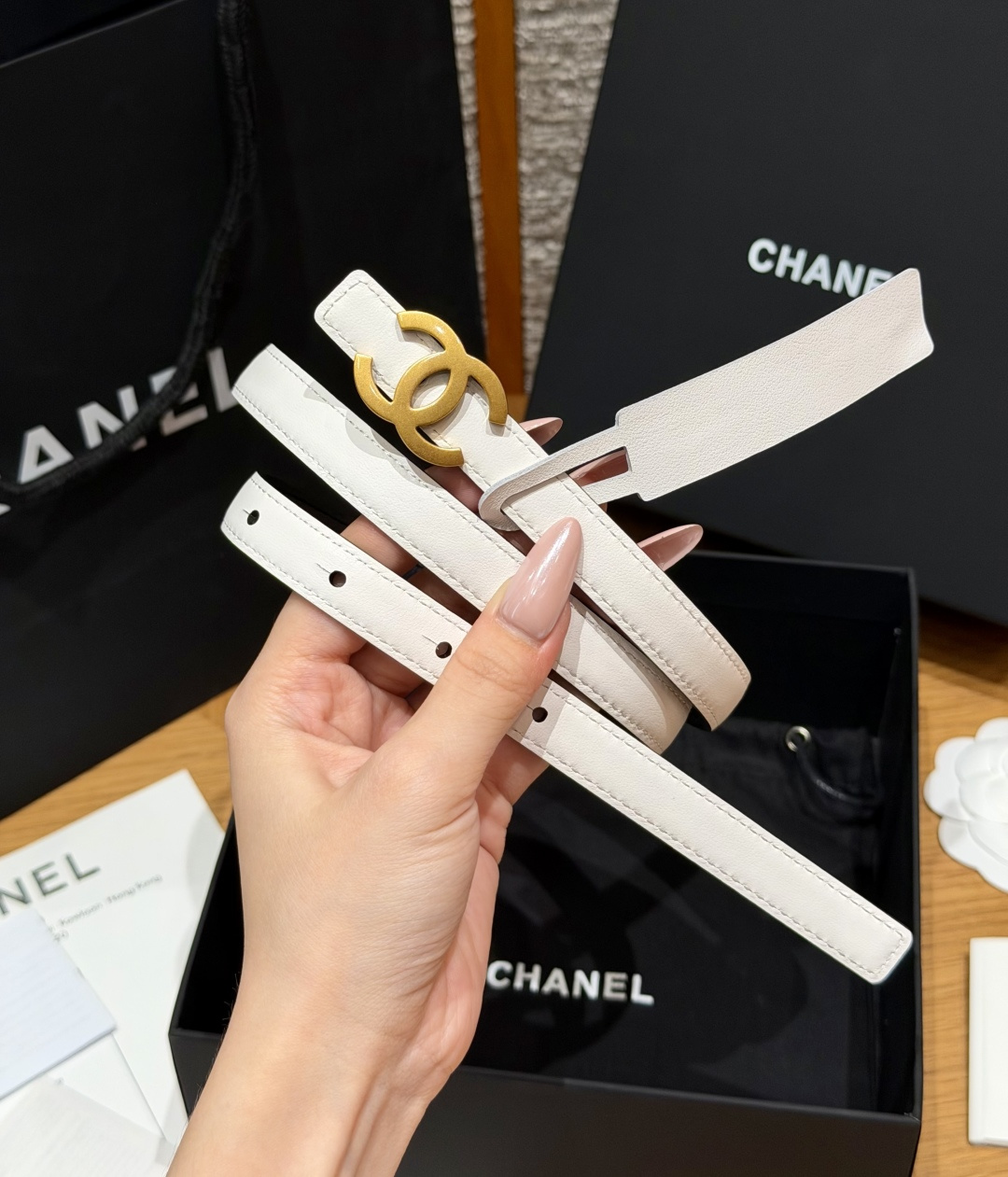 샤넬 더블 C 로고 가죽 벨트 상세 이미지 4